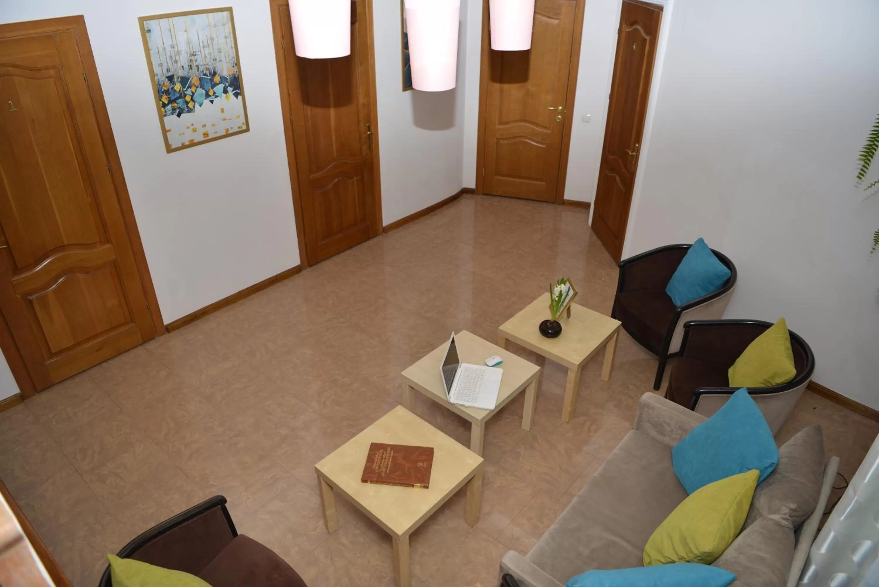 Library, Seating Area in Summit Villa