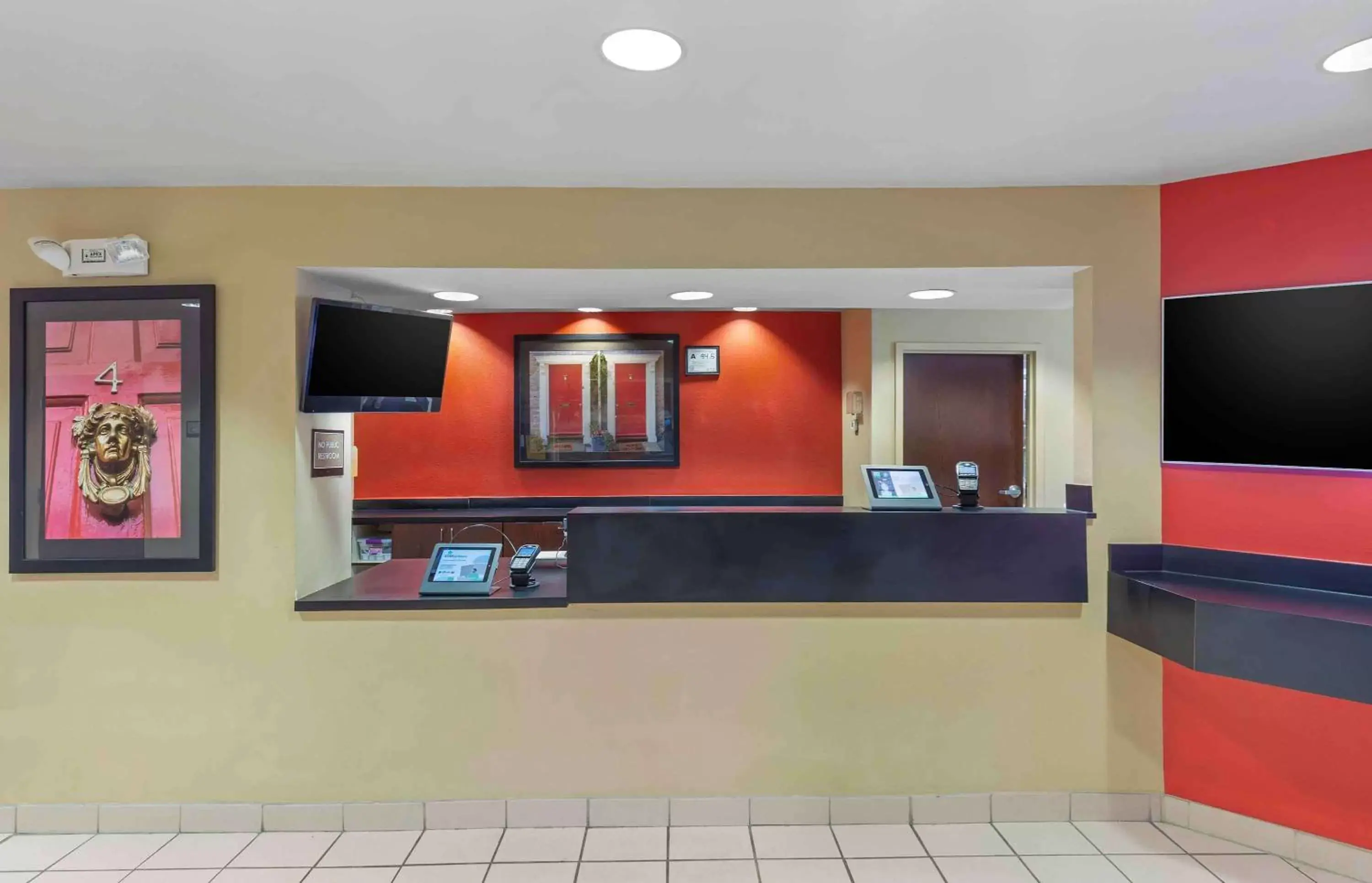 Lobby or reception, Lobby/Reception in Extended Stay America Suites - Jacksonville - Camp Lejeune