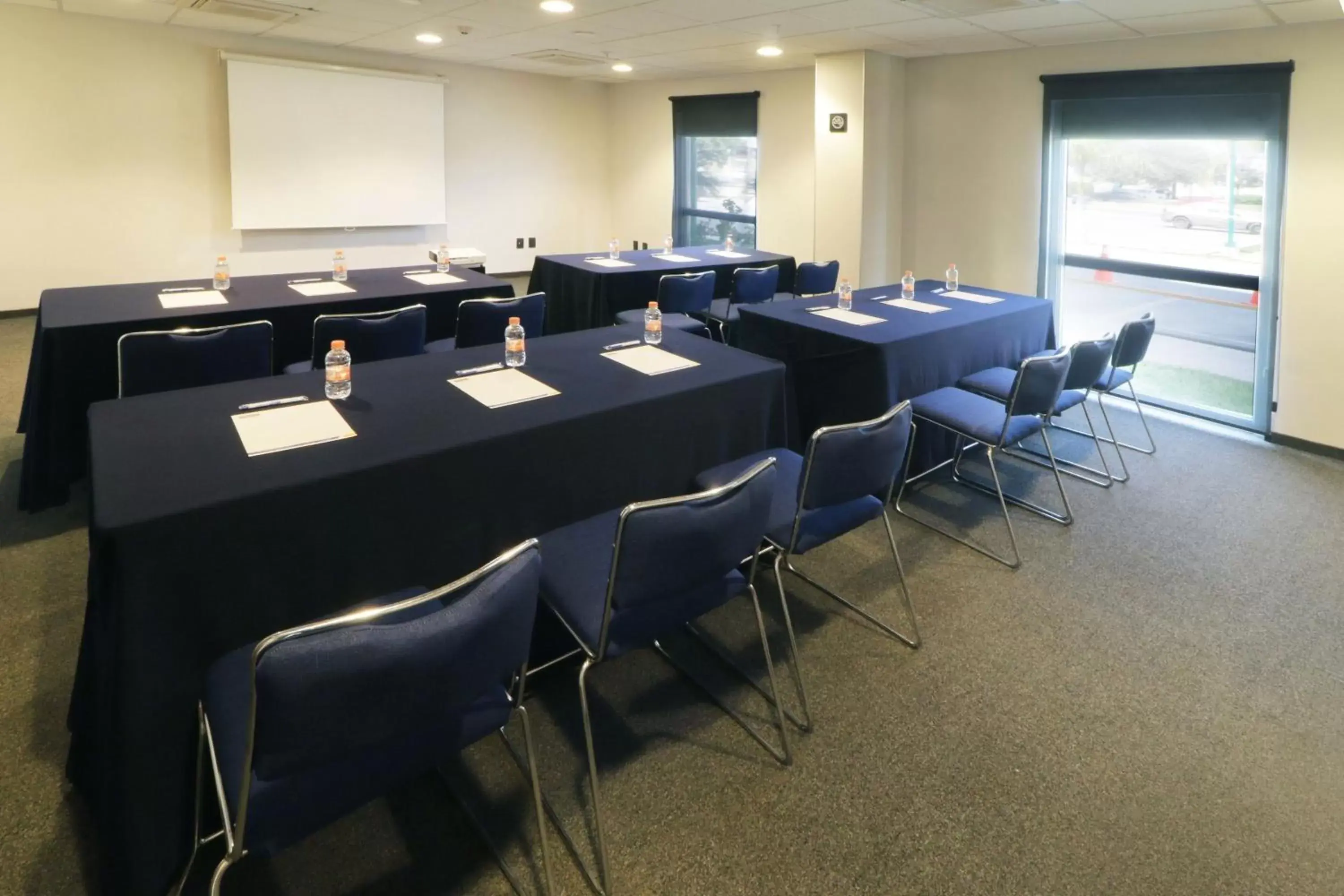 Meeting/conference room in City Express by Marriott Ciudad Victoria