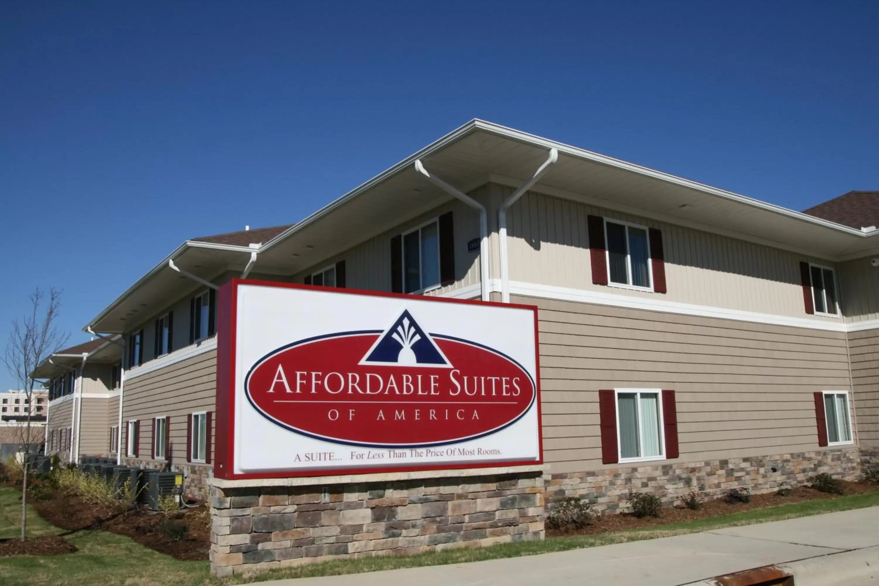 Facade/entrance in Affordable Suites - Fayetteville/Fort Bragg