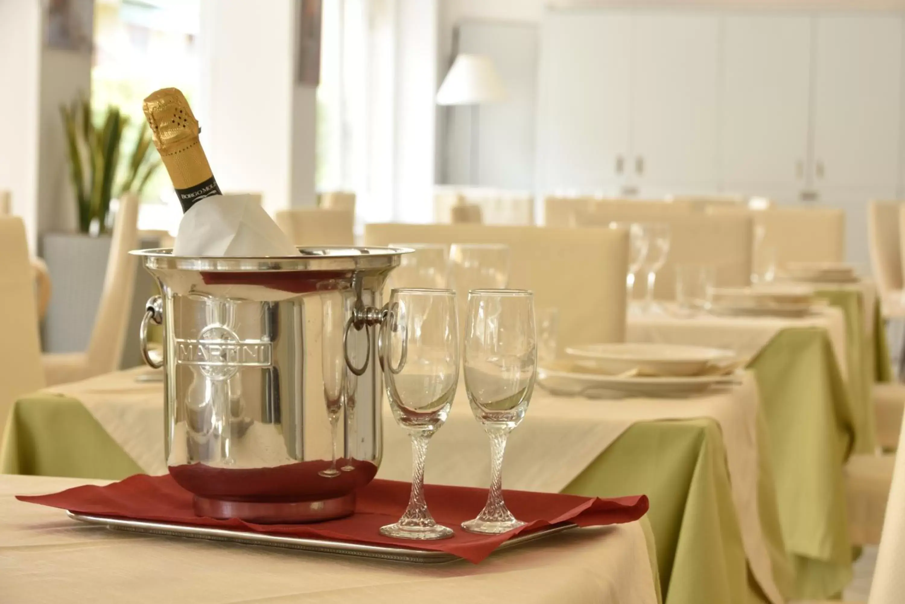 Restaurant/places to eat in Hotel Ristorante La Marina Mhotelsgroup