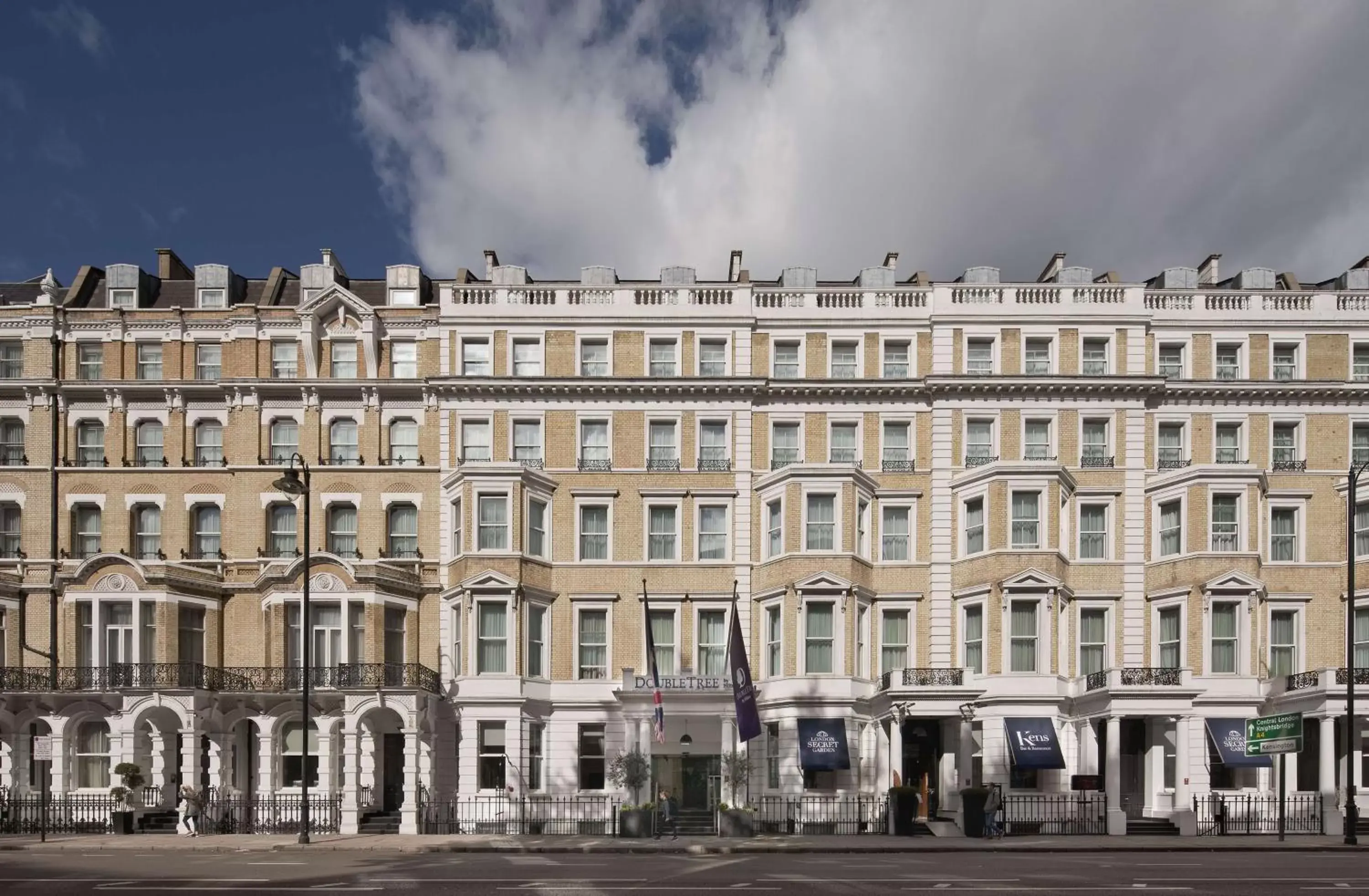 Property building in Doubletree By Hilton London Kensington