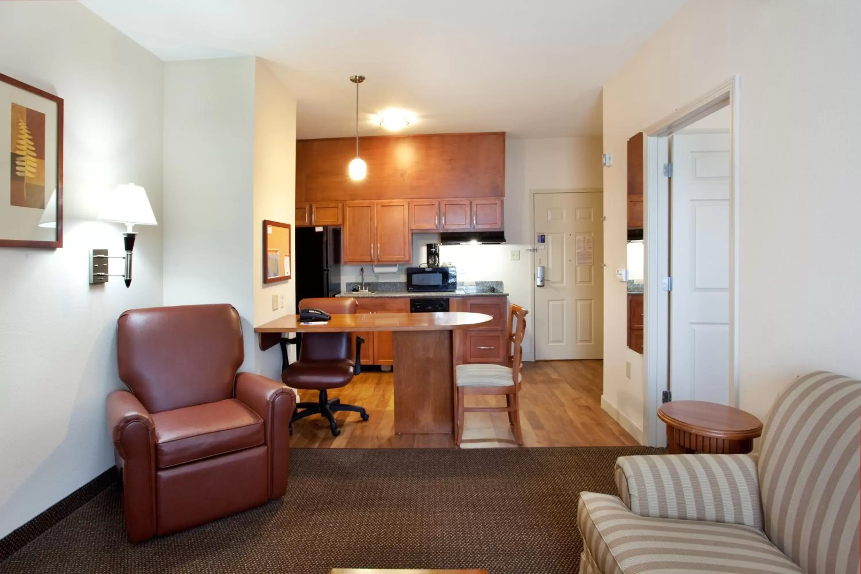 Photo of the whole room, Seating Area in Candlewood Suites New Iberia, an IHG Hotel