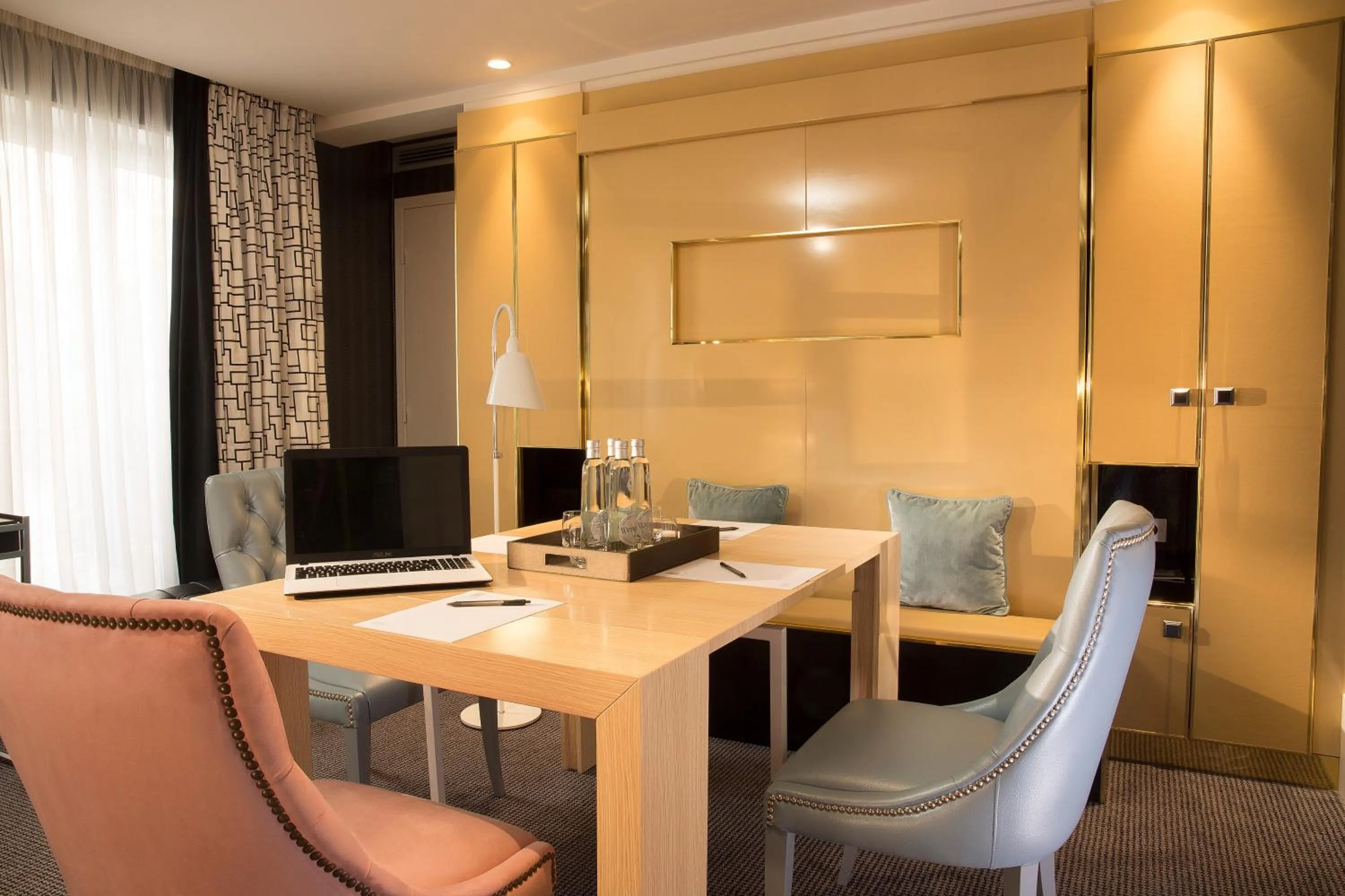 Area and facilities in Hôtel Baume