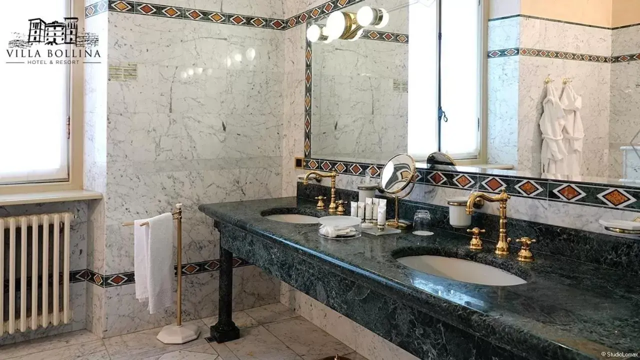 Bathroom in Hotel Villa La Bollina