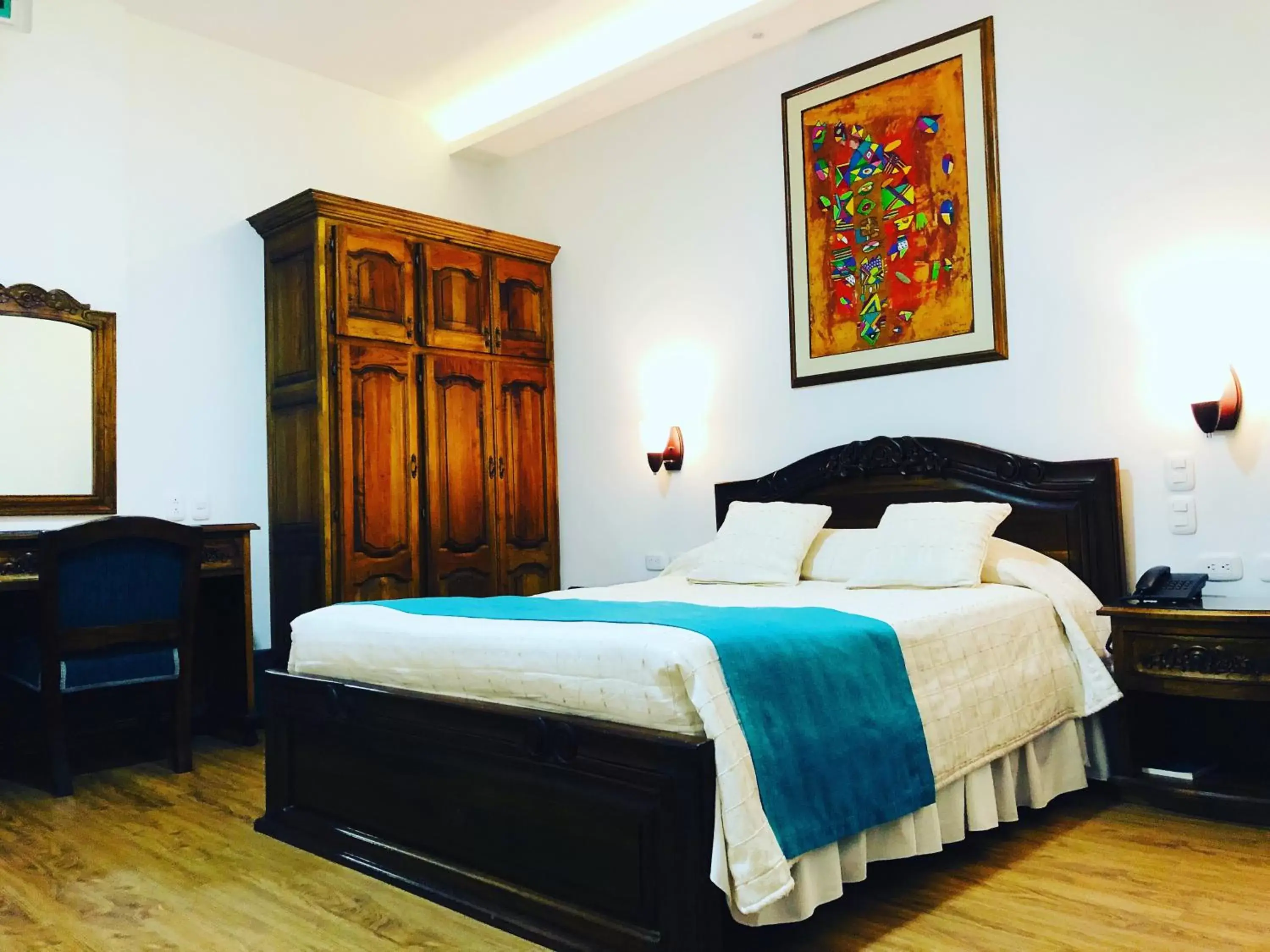 Property building, Bed in El Gran Hotel de Pereira