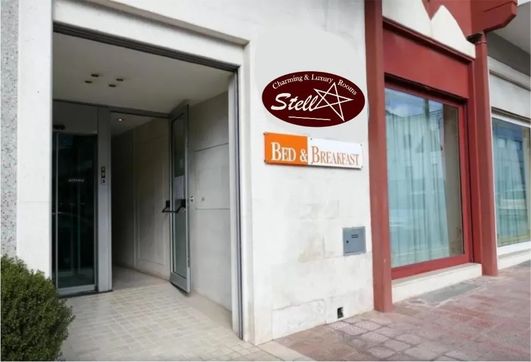 STELLA CHARMING & LUXURY ROOMS