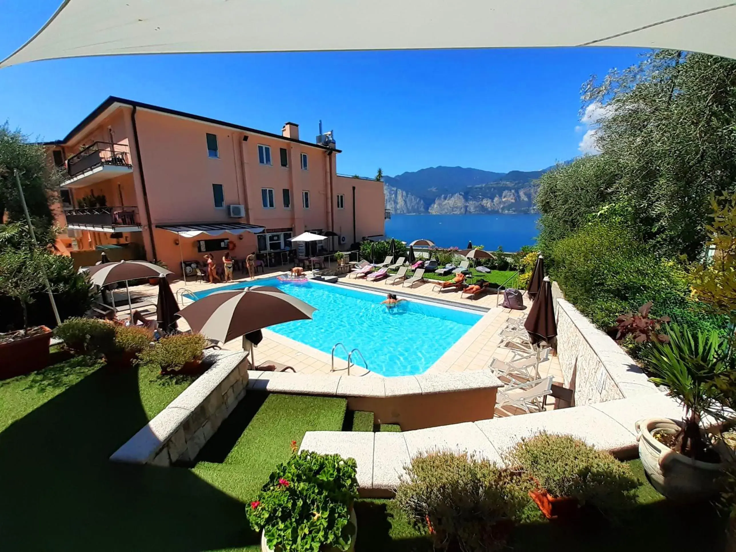 Garden, Pool View in Hotel Antonella