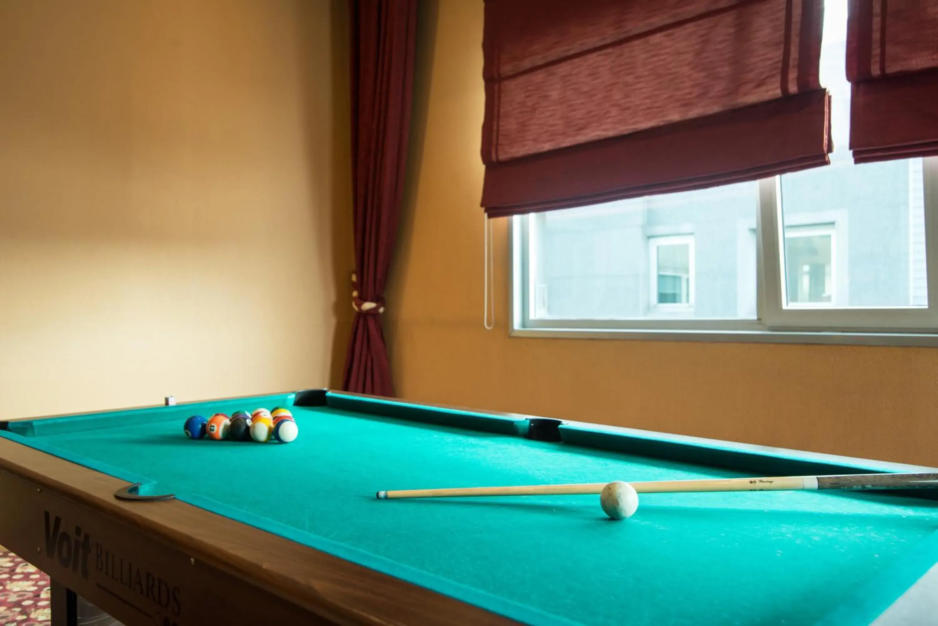 Game Room, Billiards in Dila Hotel