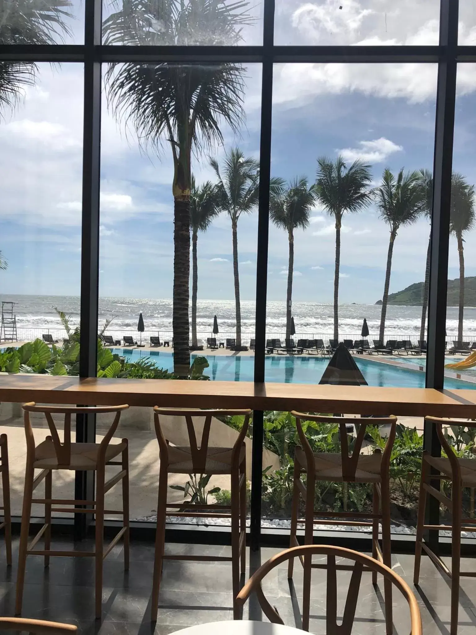 Lounge or bar, Pool View in Viaggio Resort Mazatlán