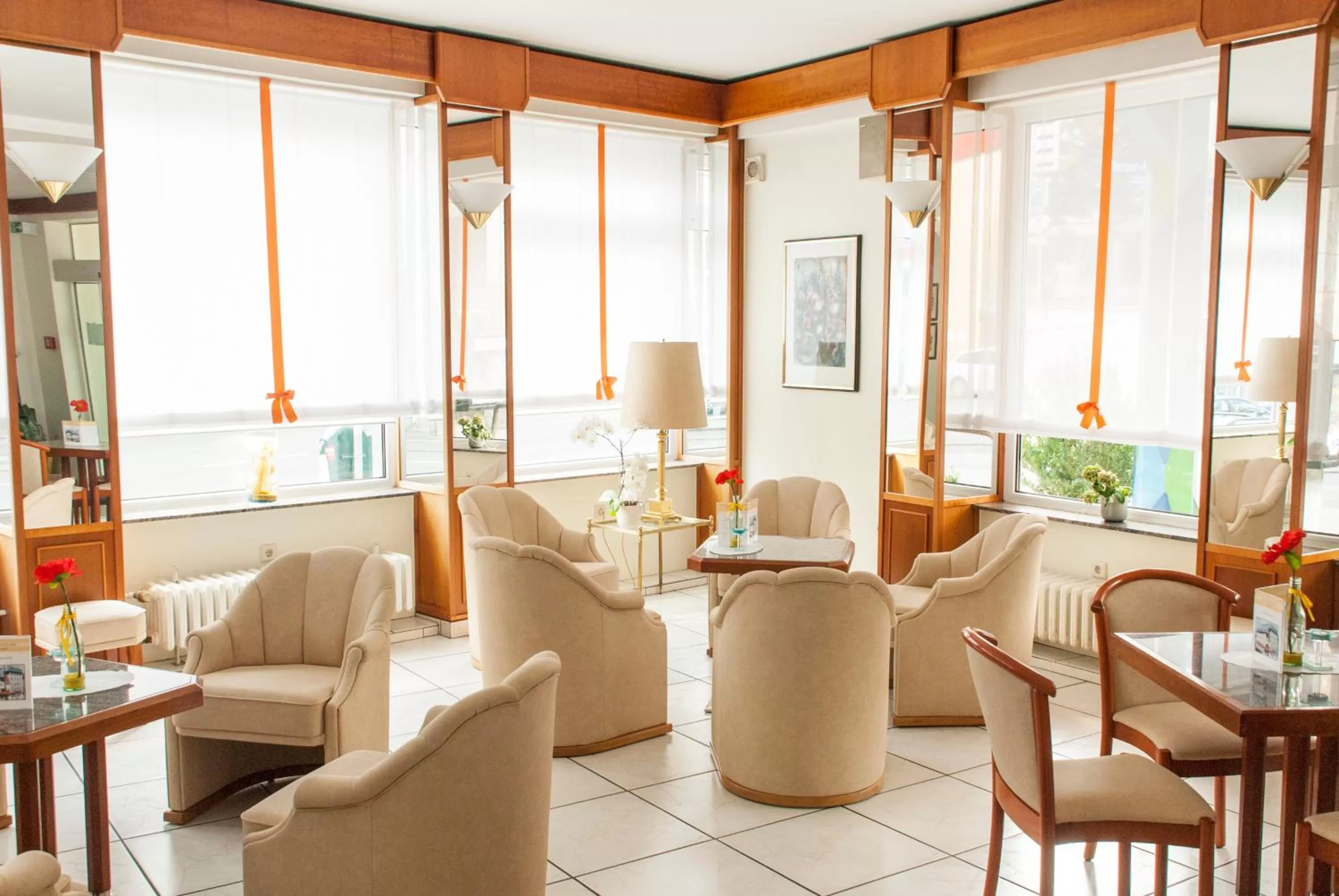 Communal lounge/ TV room in Hotel Excelsior