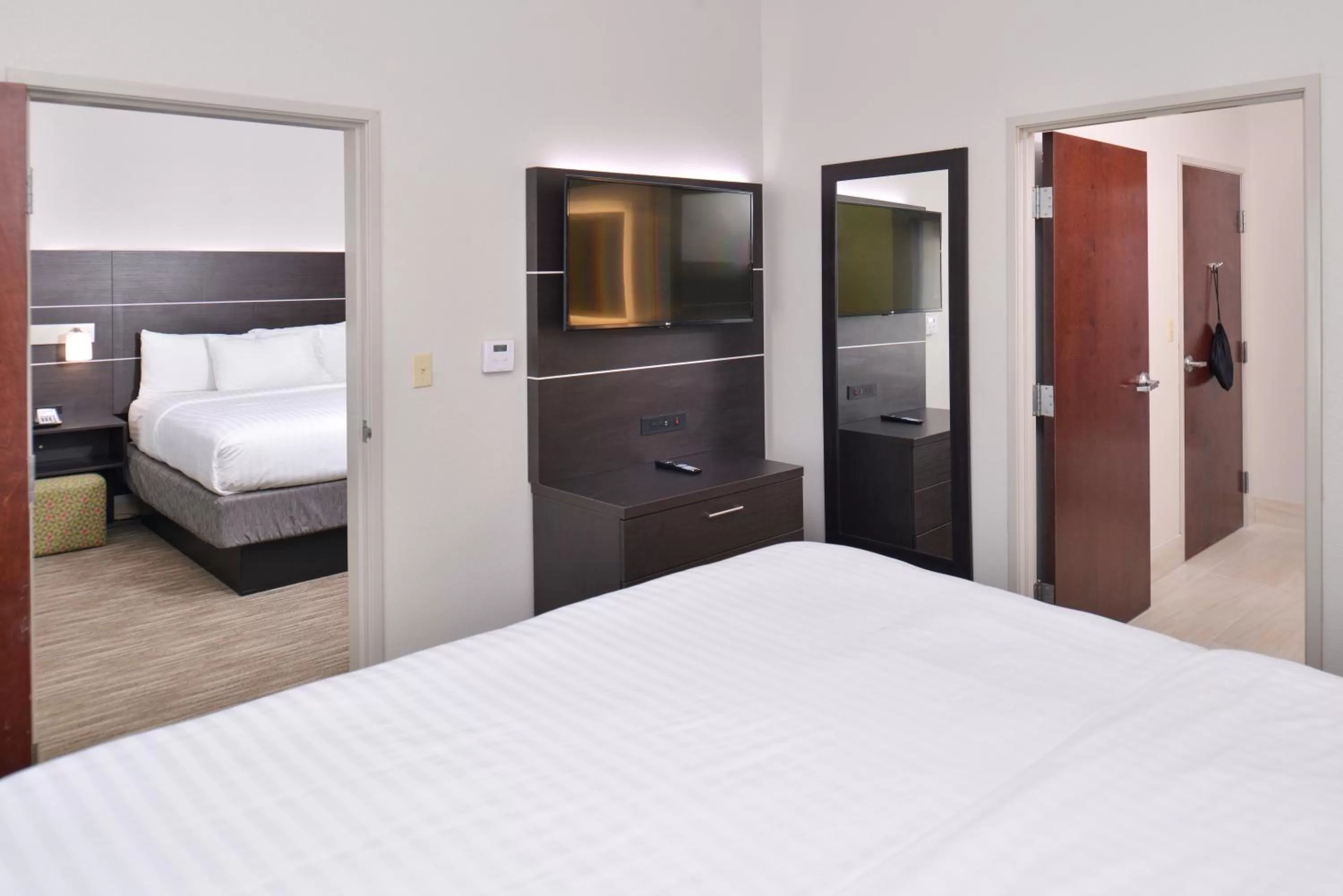 Photo of the whole room, Bed in Holiday Inn Express & Suites Corpus Christi-N Padre Island by IHG