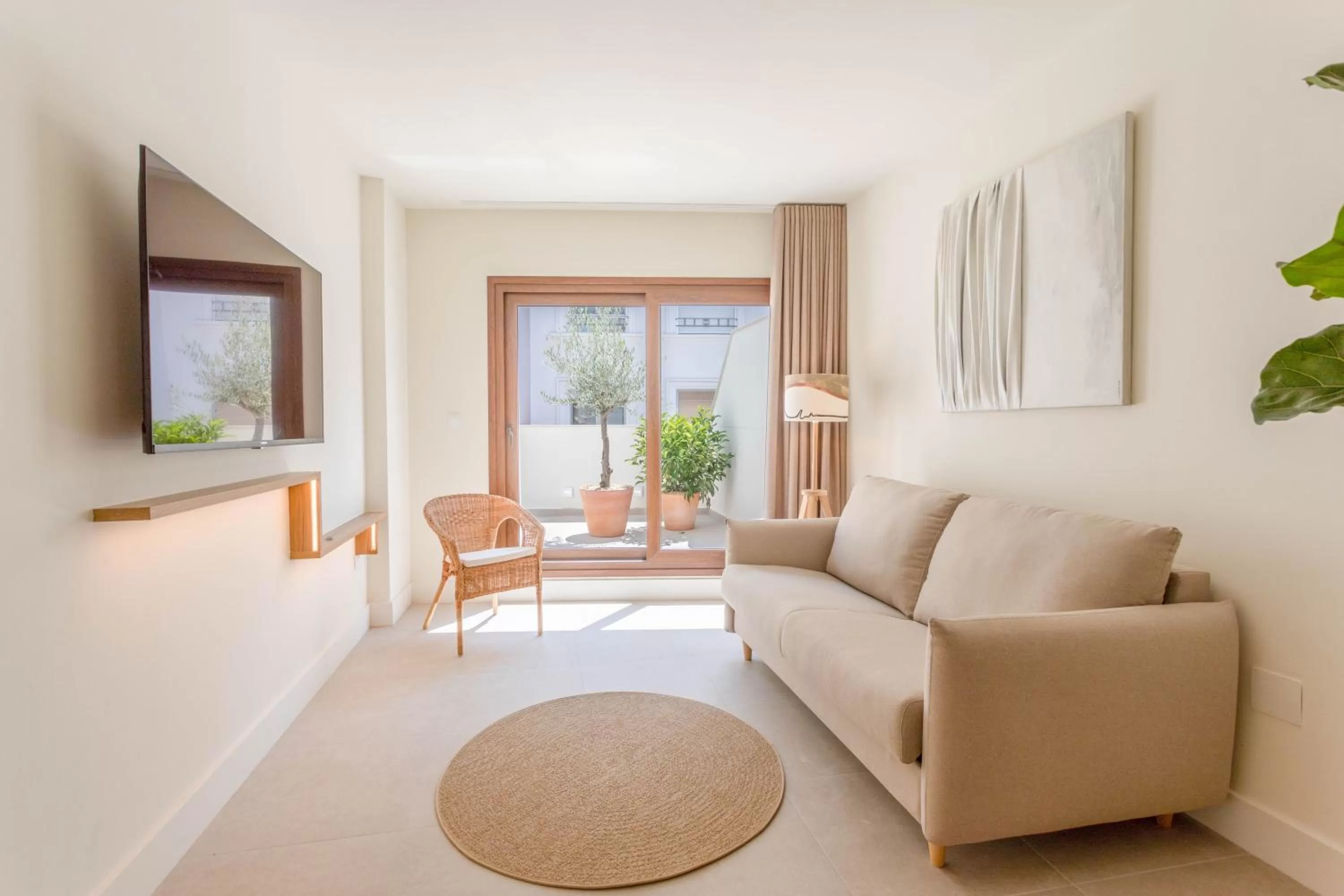 Seating Area in Reina Victoria Velázquez