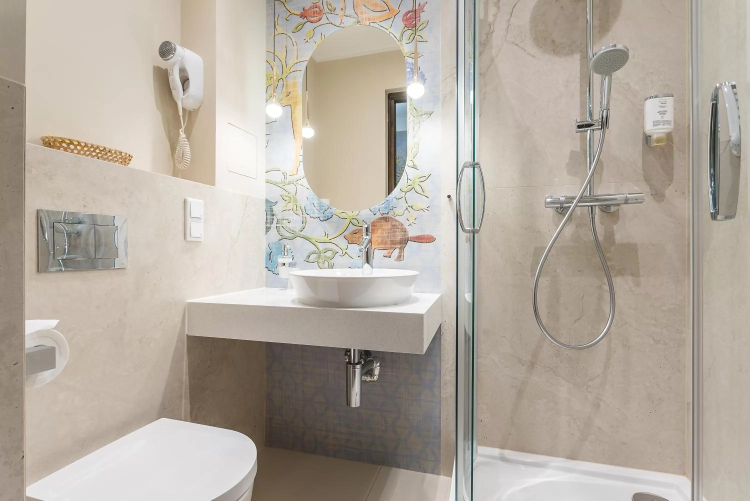 Shower in Hotel Ester