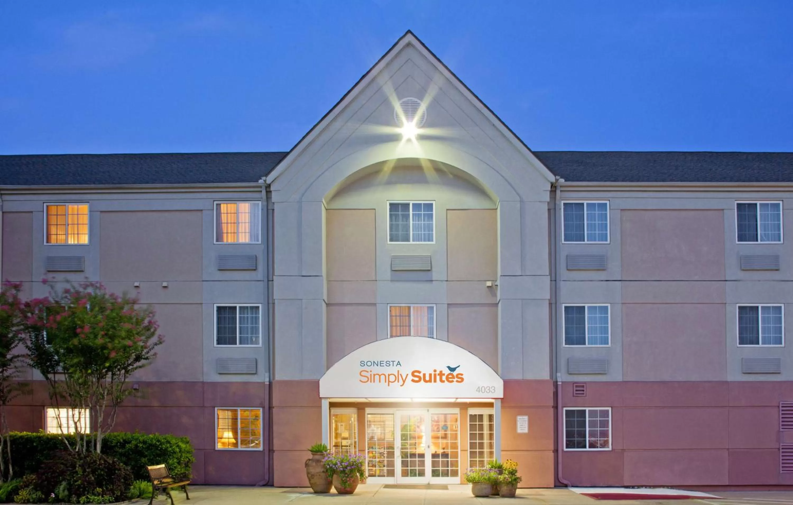 Property building in Sonesta Simply Suites Houston W Beltway