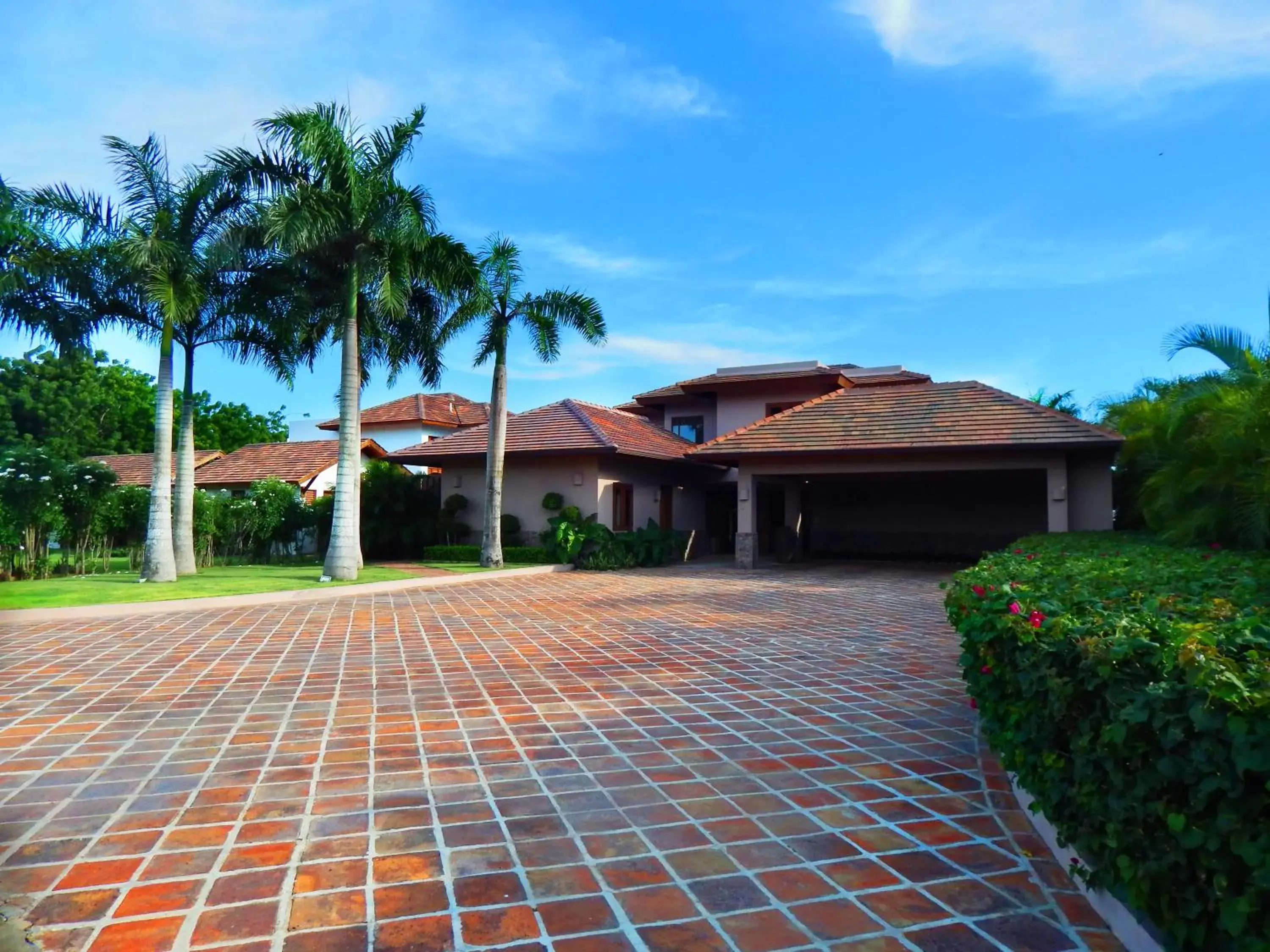 Facade/entrance in Casa de Campo Resort & Villas Facade/entrance in Casa de Campo Resort & Villas