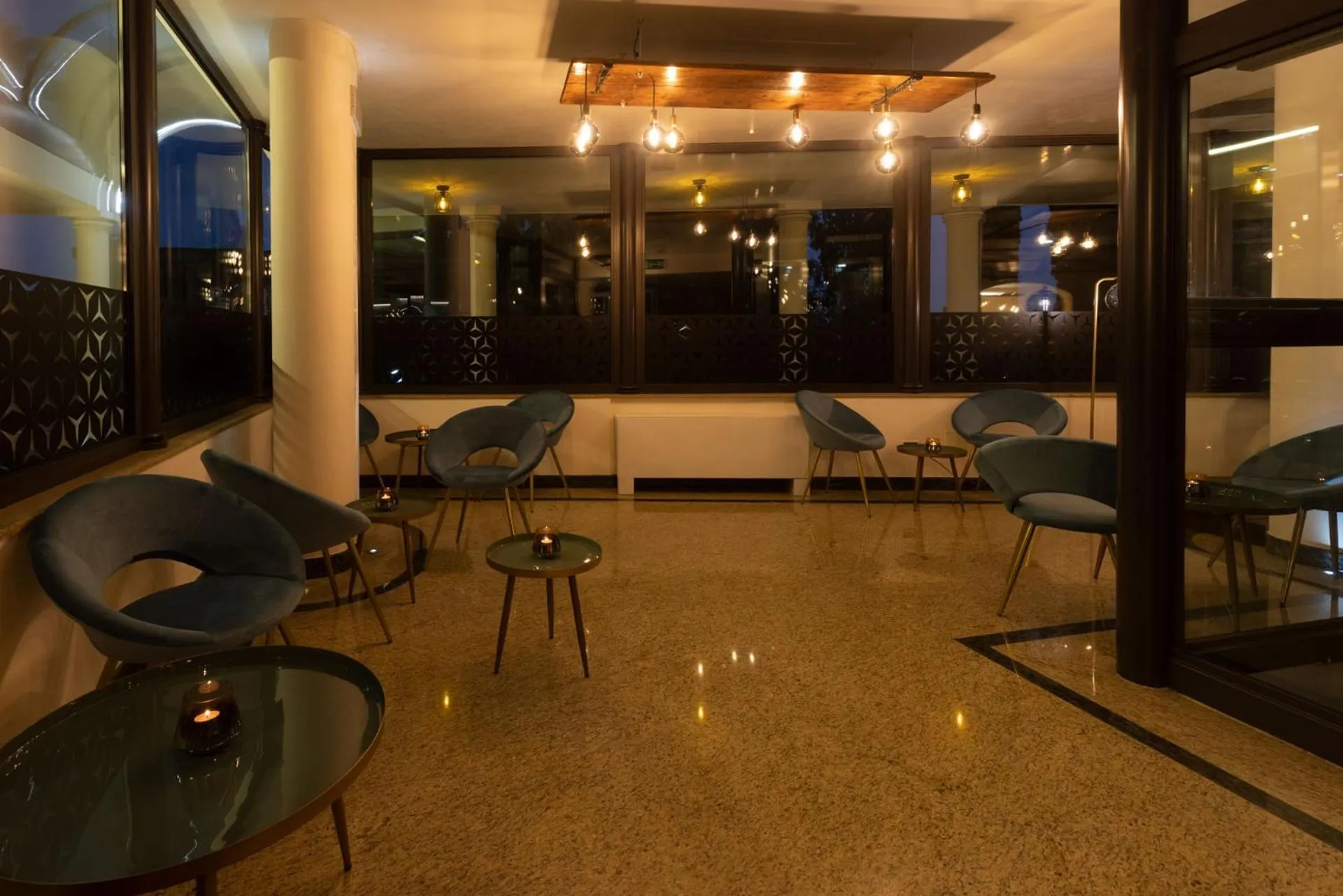 Lounge or bar in Mefuta Hotel