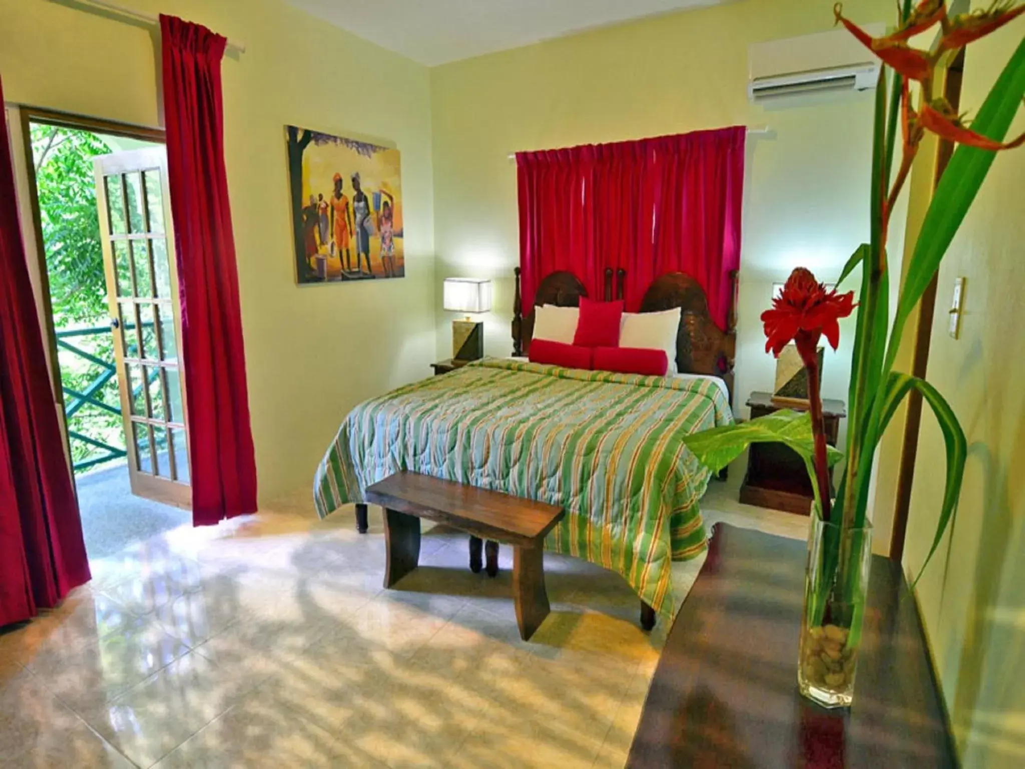 Photo of the whole room, Bed in Bay View Eco Resort & Spa