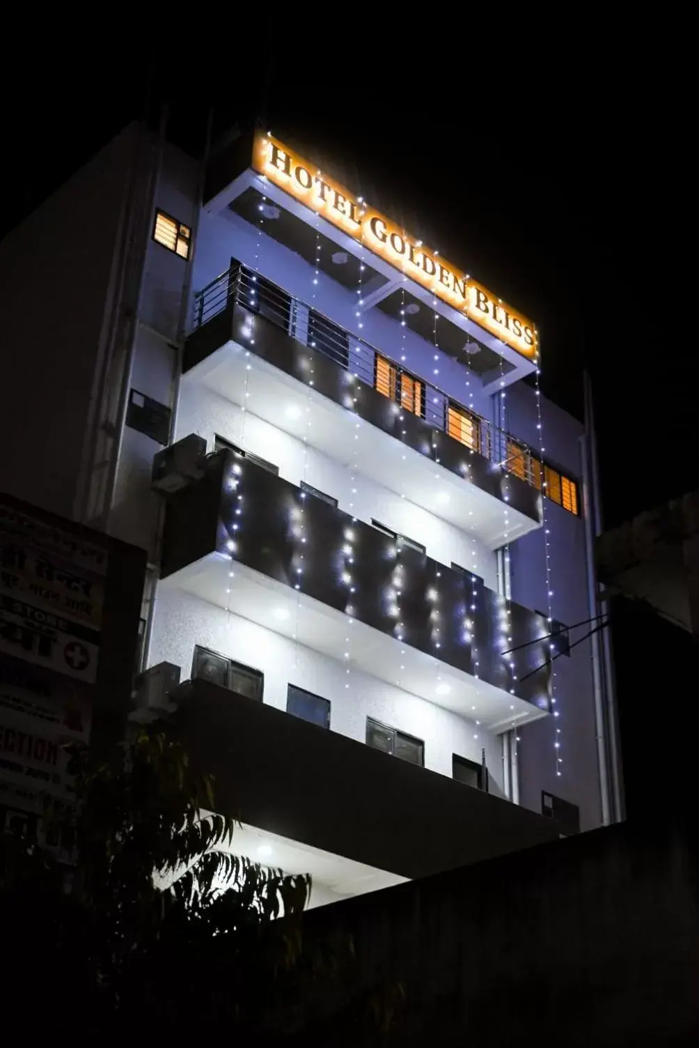 Property building in Hotel Golden Bliss Property building in Hotel Golden Bliss