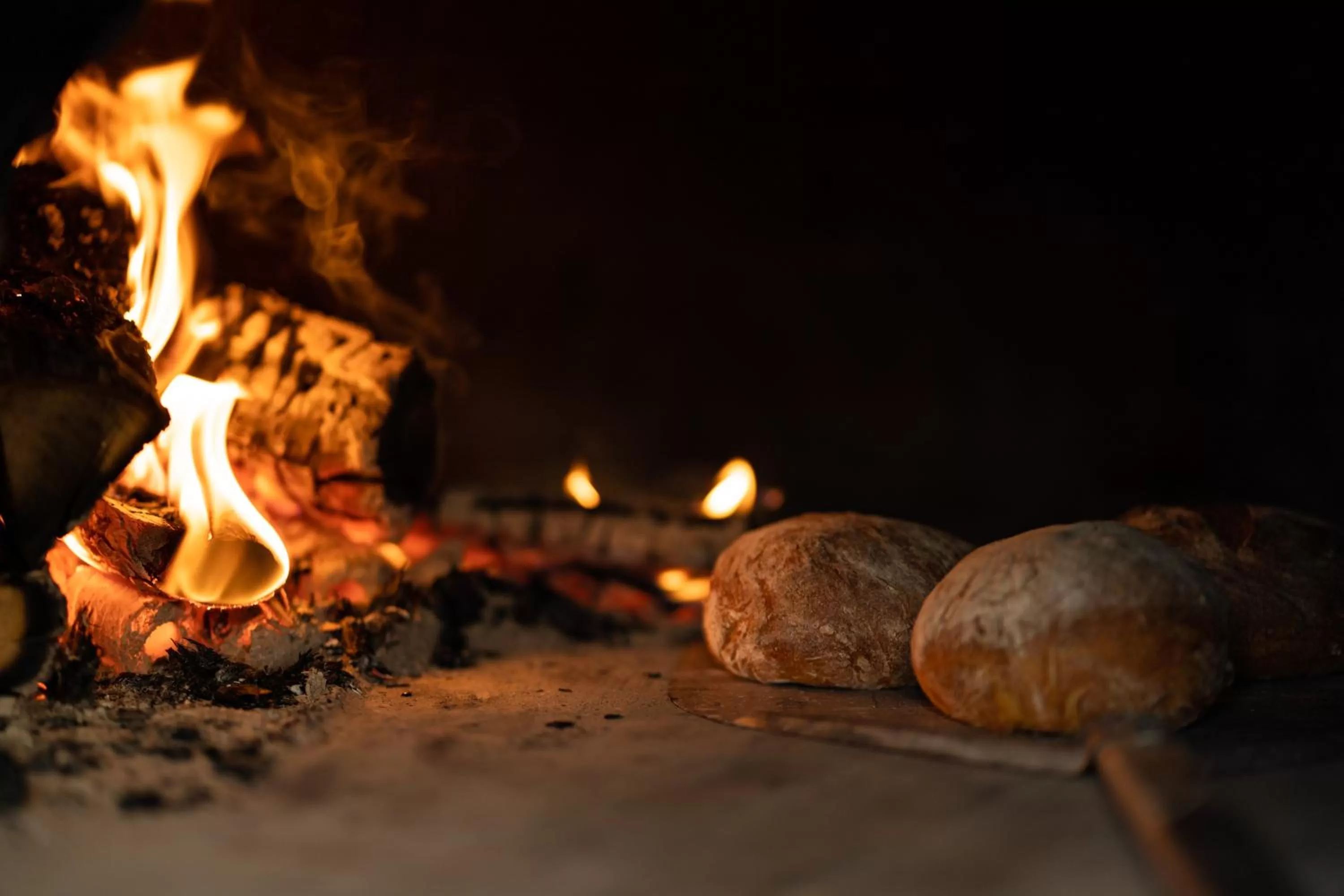 Restaurant/places to eat in De Sol Hotel & Spa