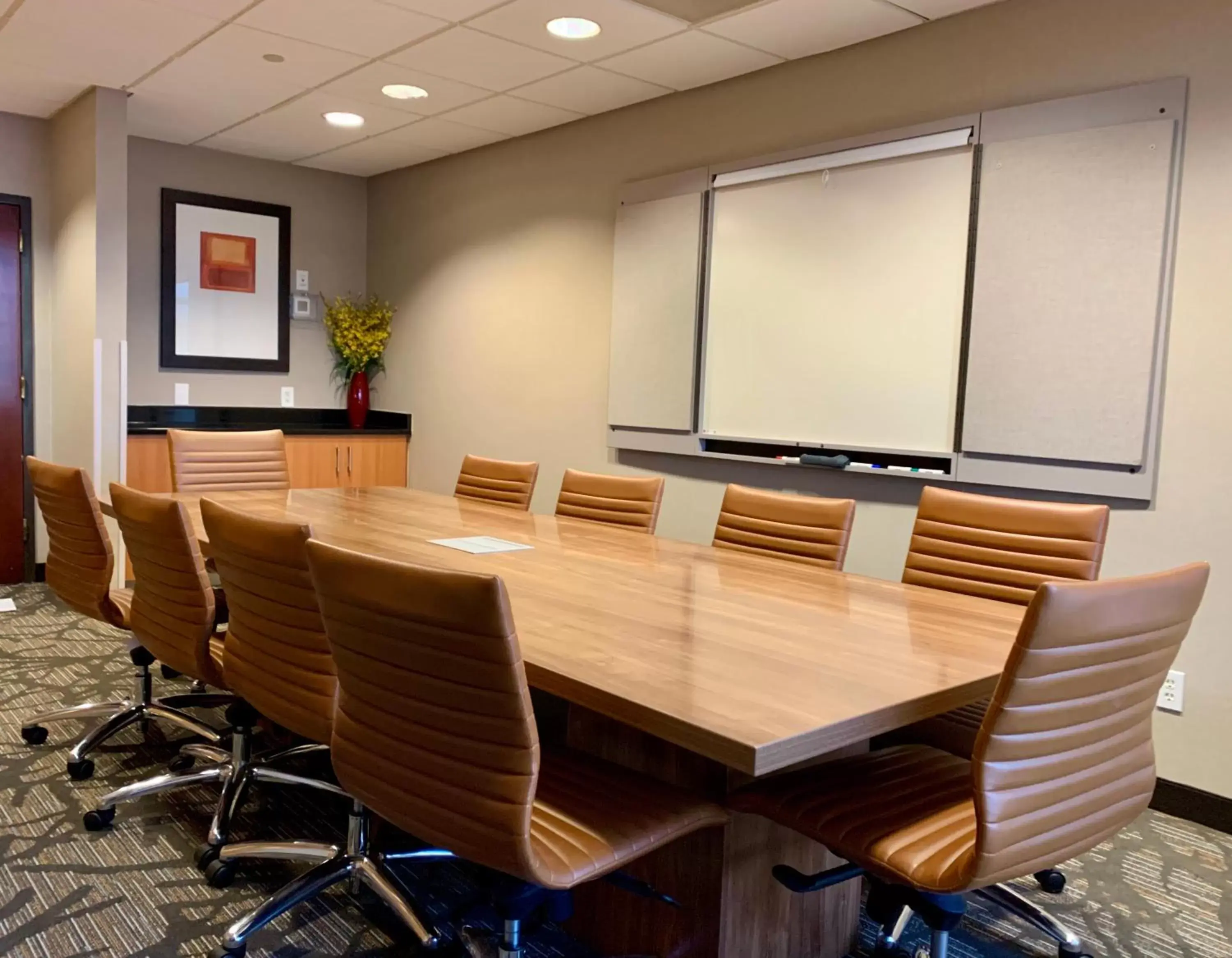 Business facilities in Wingate by Wyndham Wilmington