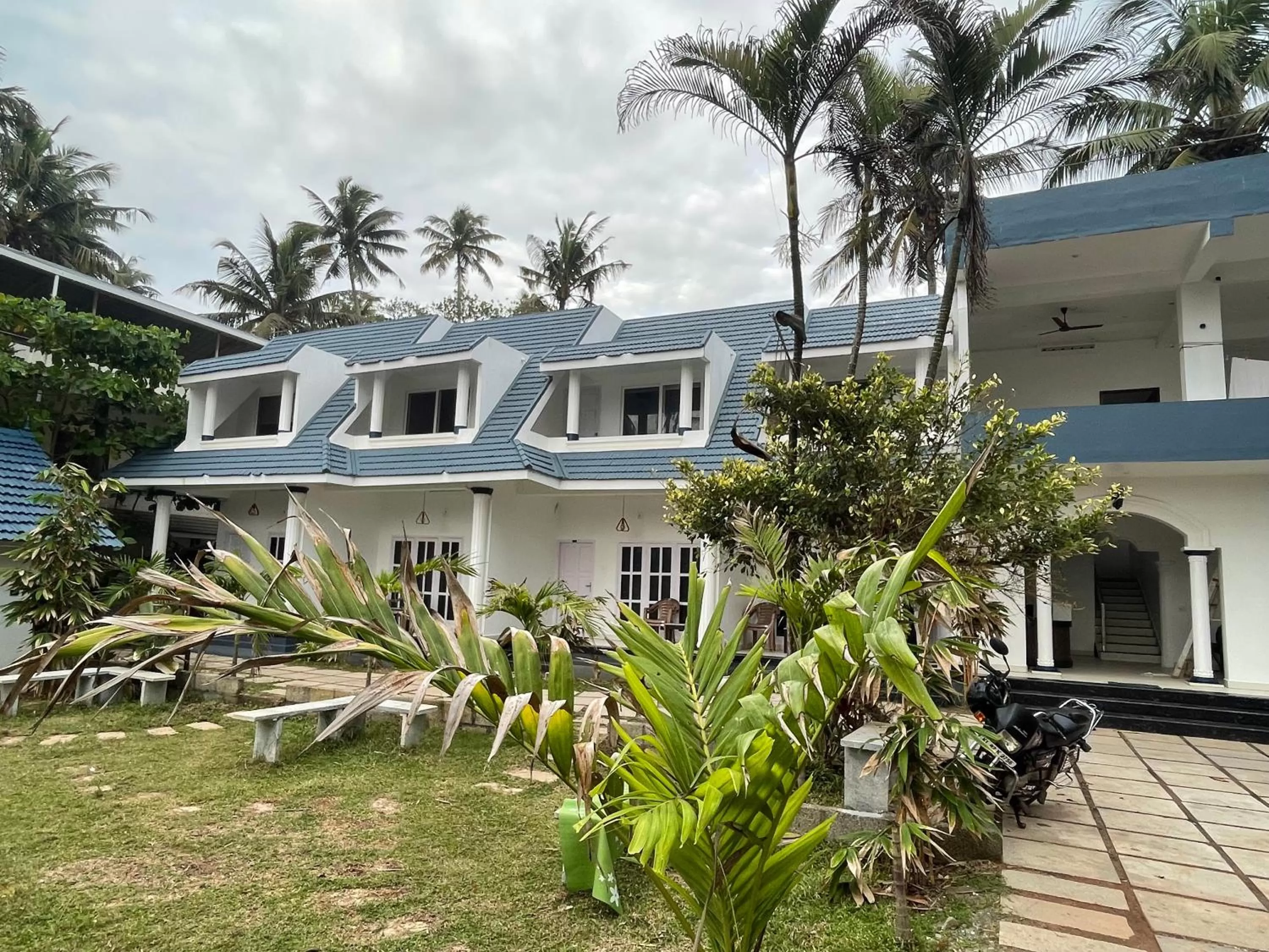 Property Building in Garden Bay Resort