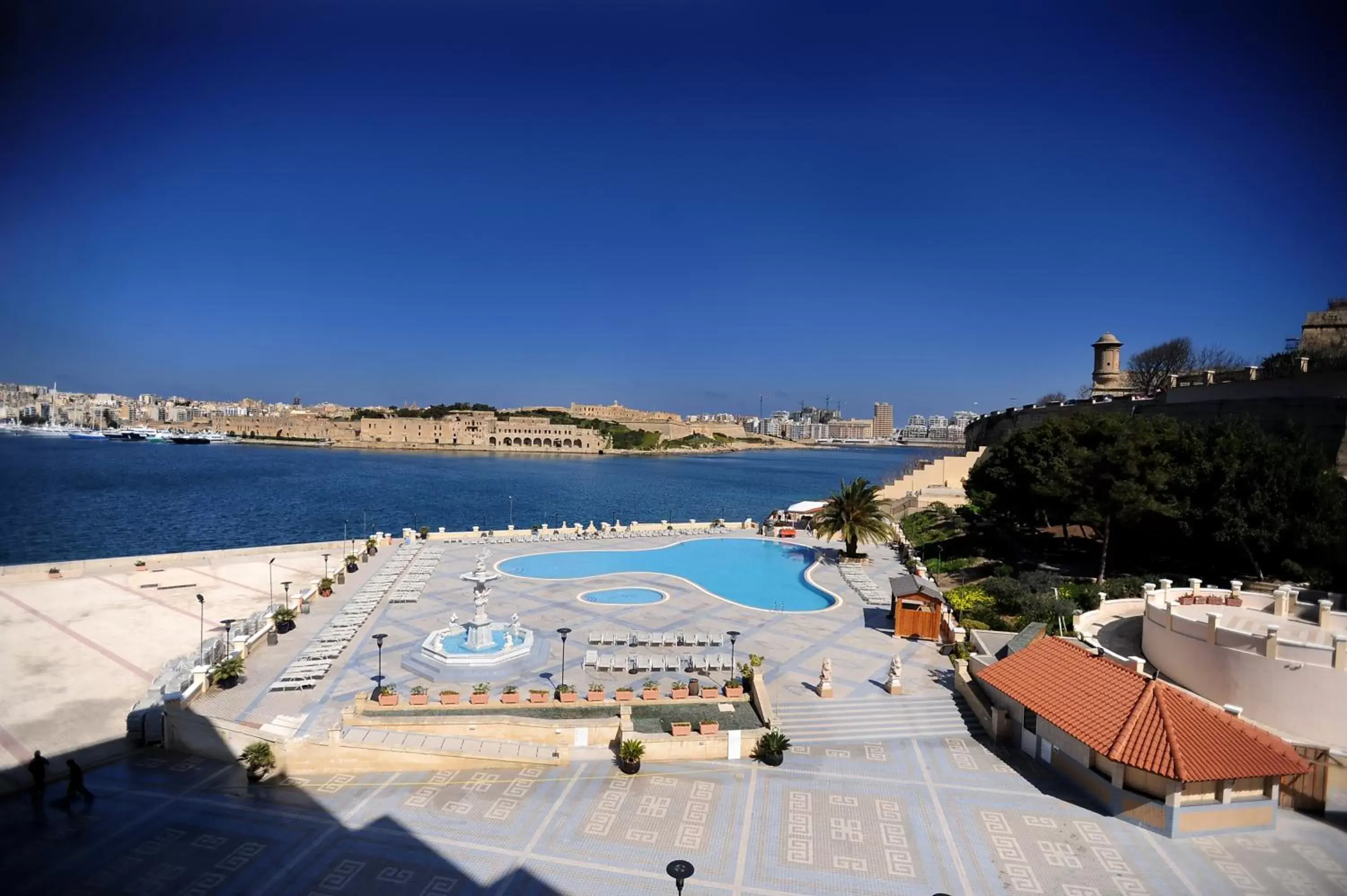 Area and facilities, Pool View in Grand Hotel Excelsior
