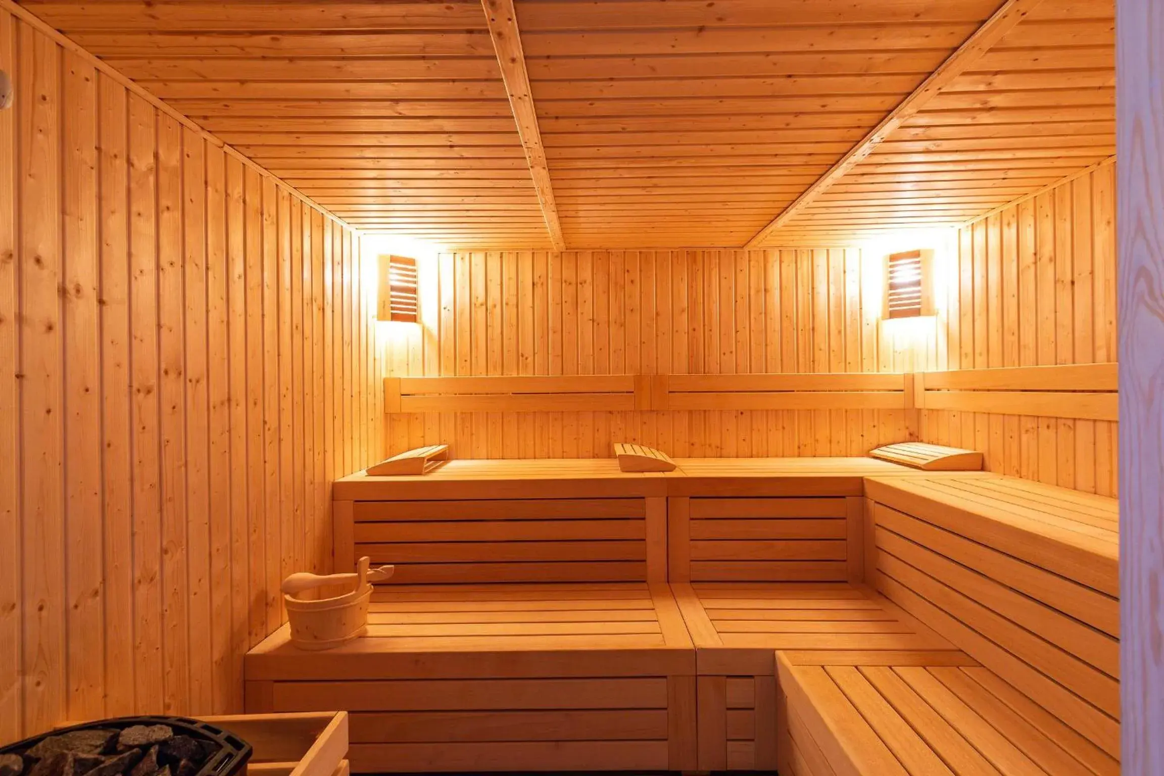 Sauna in Theartemis Palace