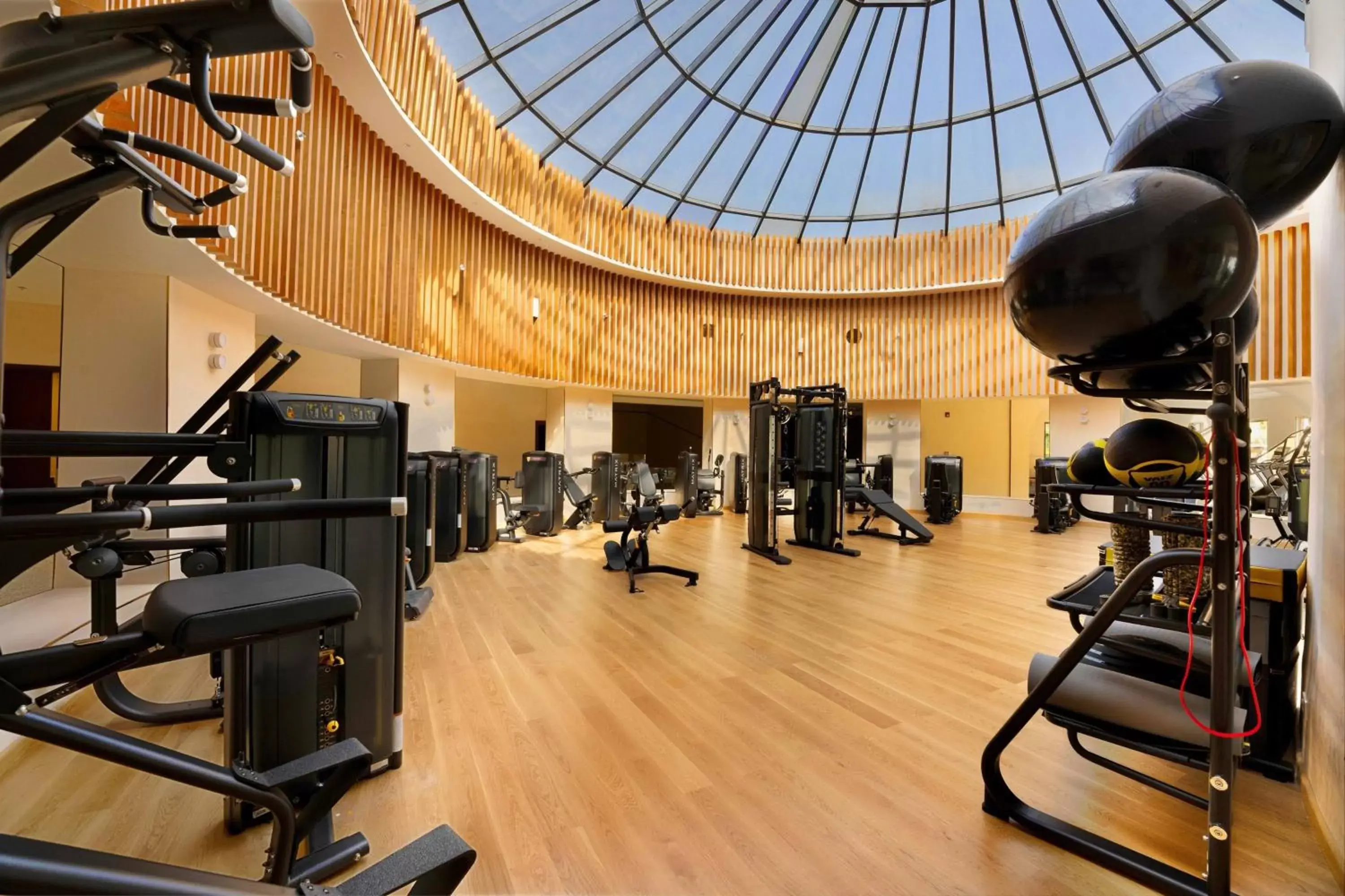 Fitness centre/facilities, Fitness Center/Facilities in Le Meridien Abu Dhabi