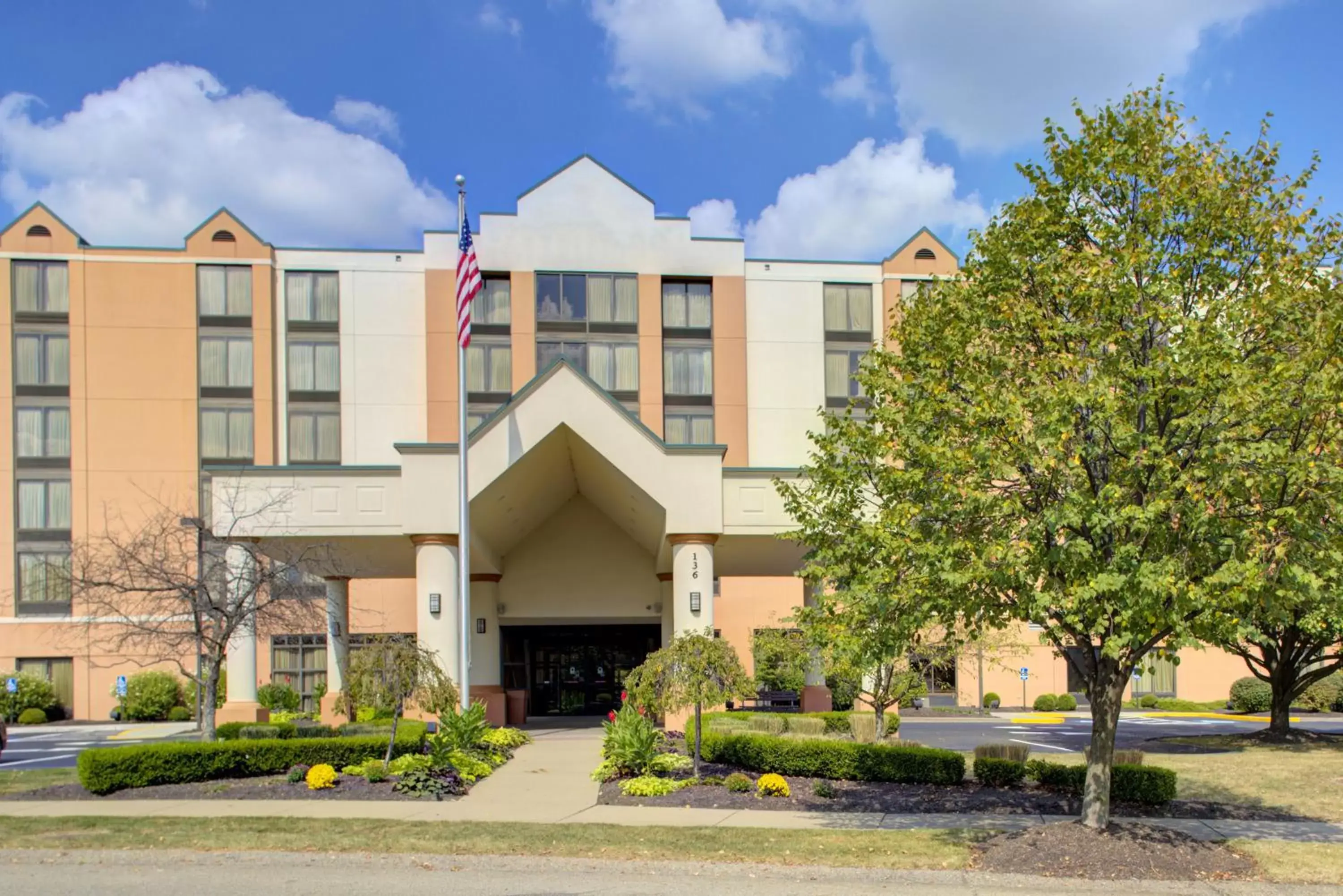 Property Building in Extended Stay America Premier Suites - Pittsburgh - Cranberry Township - I-76