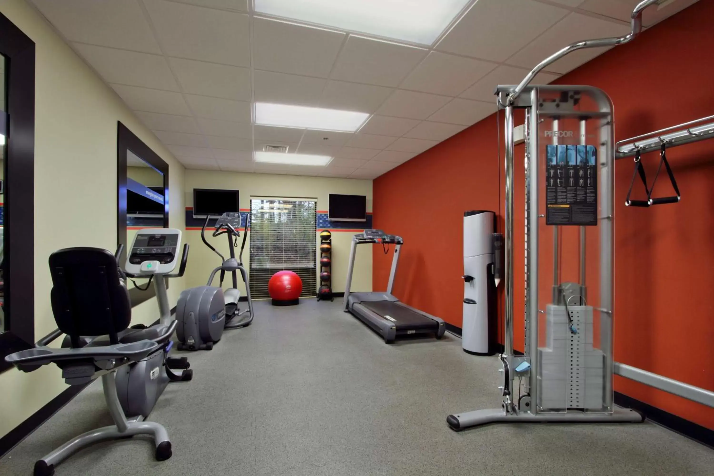 Fitness centre/facilities, Fitness Center/Facilities in Hampton Inn Jasper