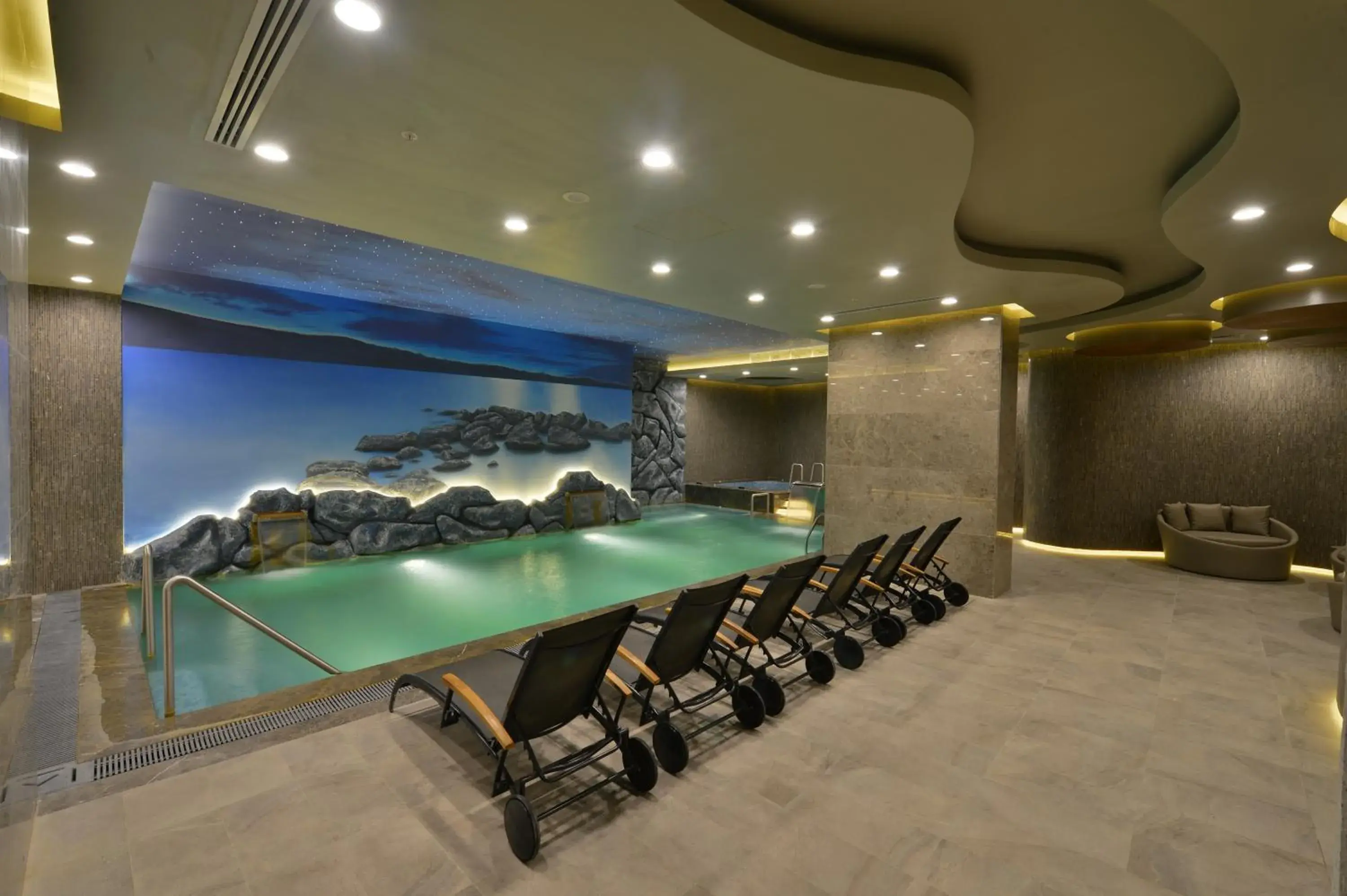 Hot Spring Bath in Marigold Thermal & Spa Hotel Bursa