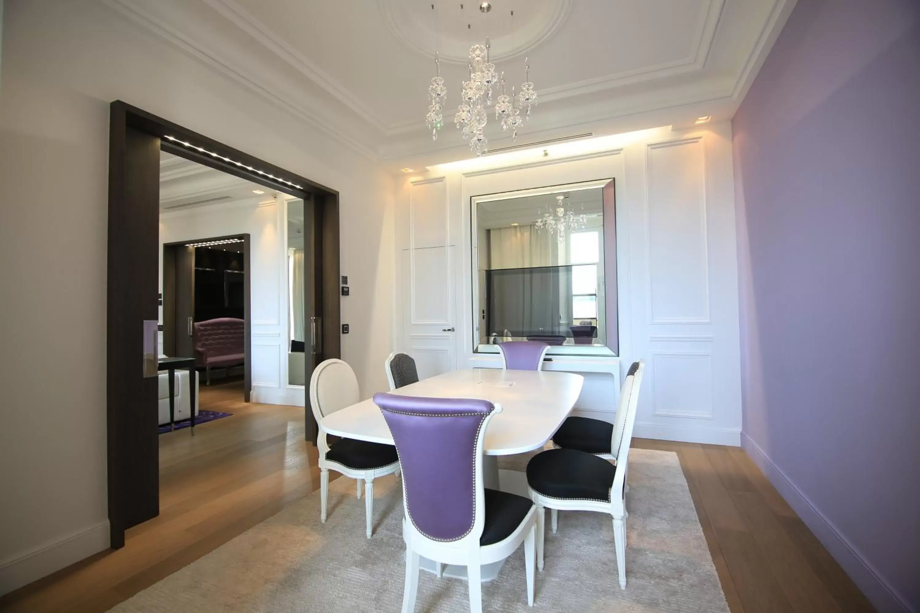 Photo of the whole room, Dining Area in InterContinental Marseille - Hotel Dieu, an IHG Hotel