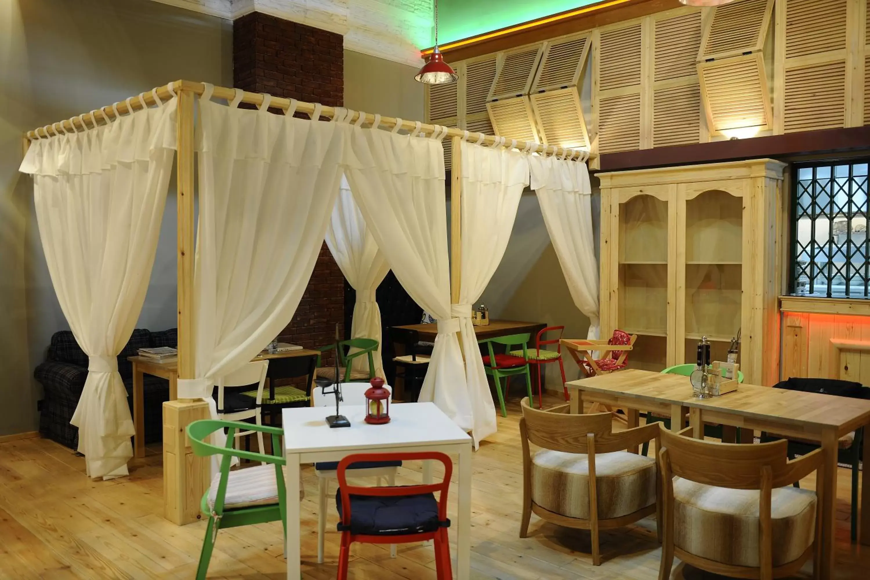 Restaurant/Places to Eat in Mira Trio Hotel - Riyadh - Tahlia Street