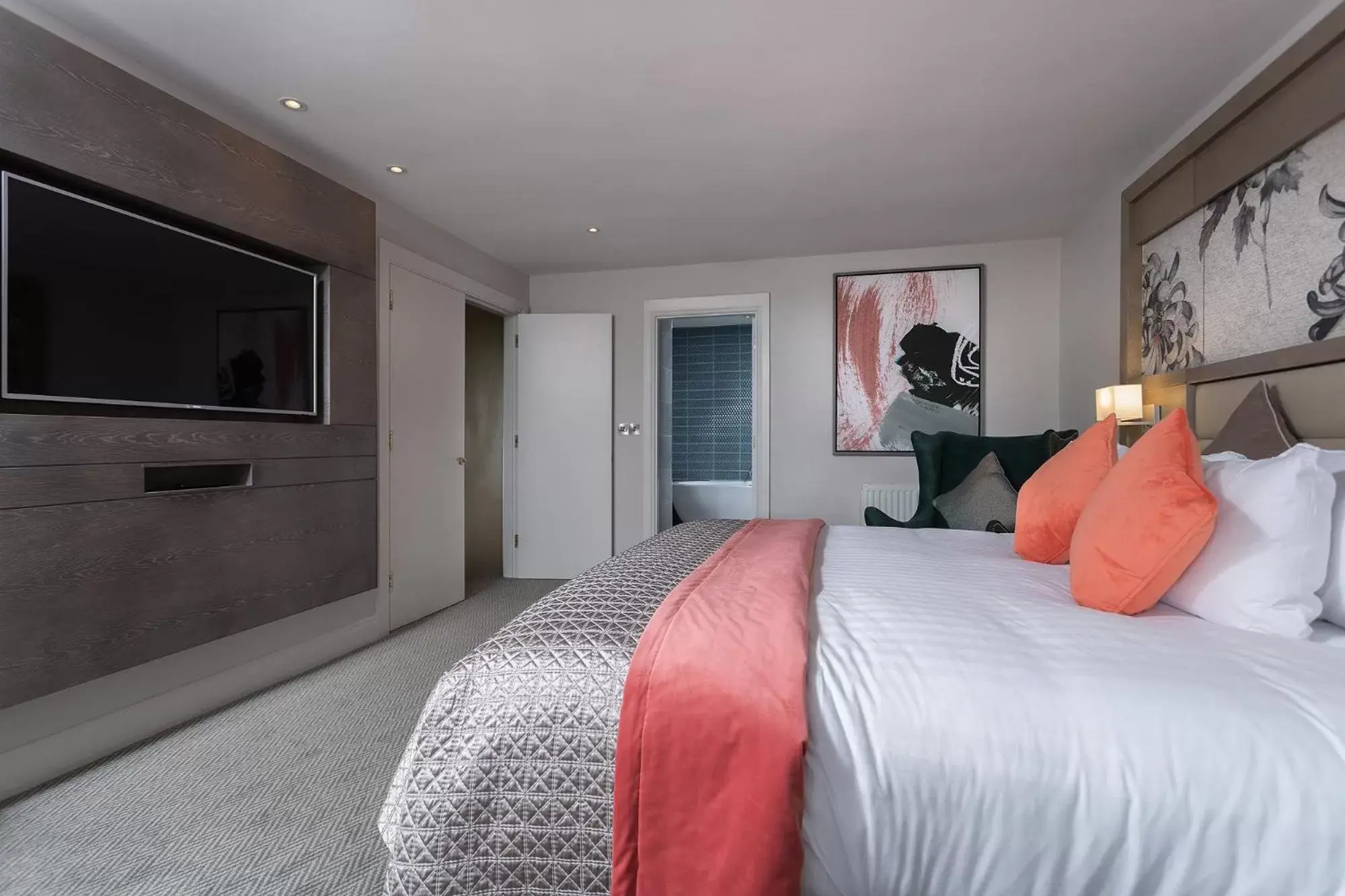 Bedroom, Bed in McWilliam Park Hotel