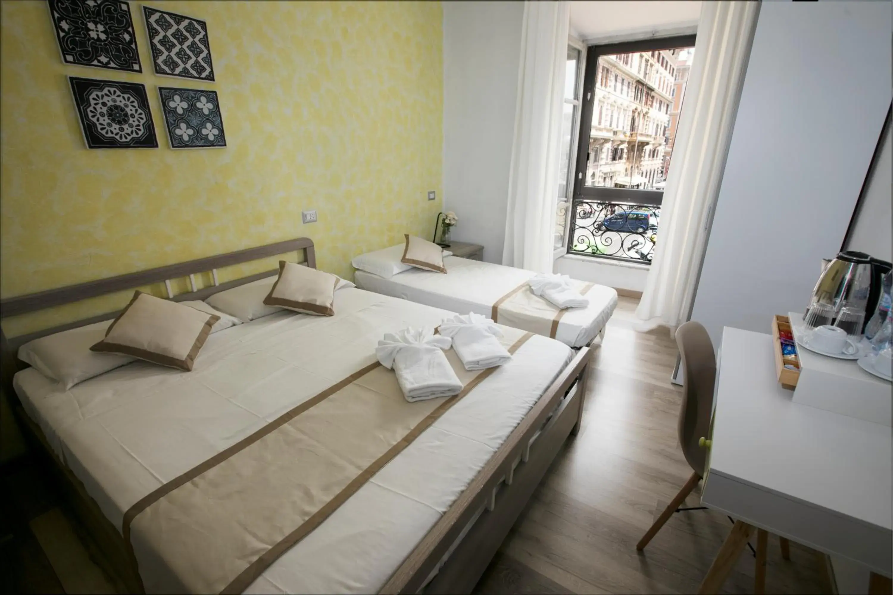 Bedroom, Bed in La Vite Vaticana
