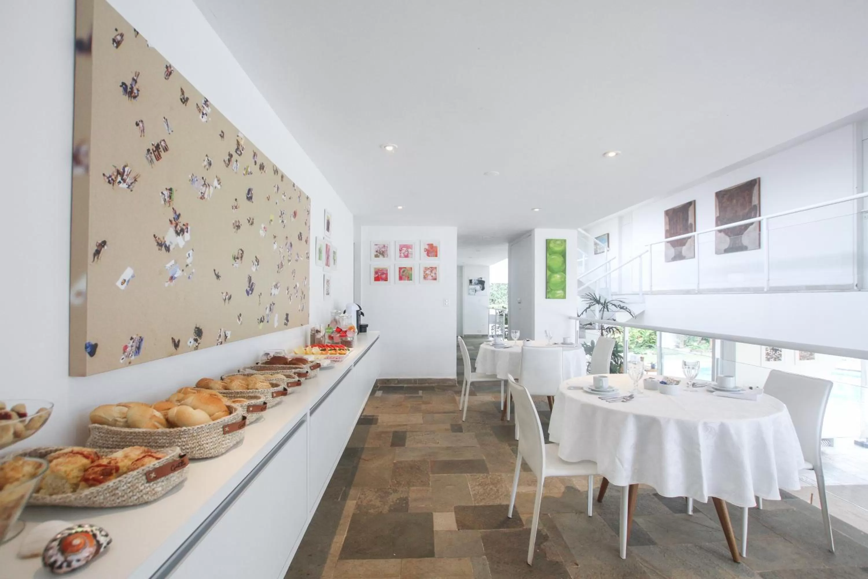 Restaurant/places to eat in Guest House Guarujá Hotel Boutique