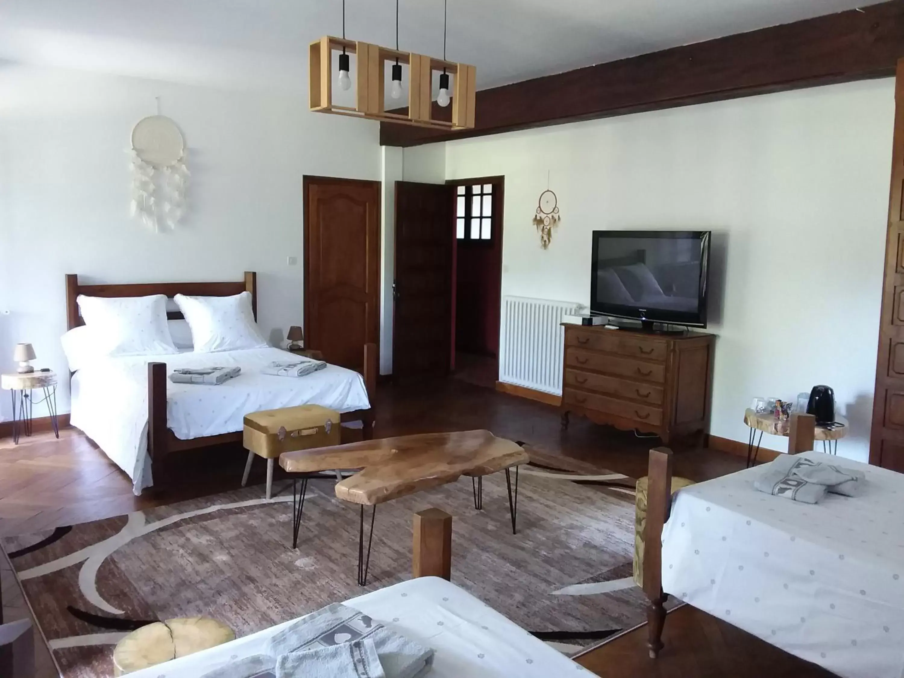 Bedroom in maison d'hôtes labastide