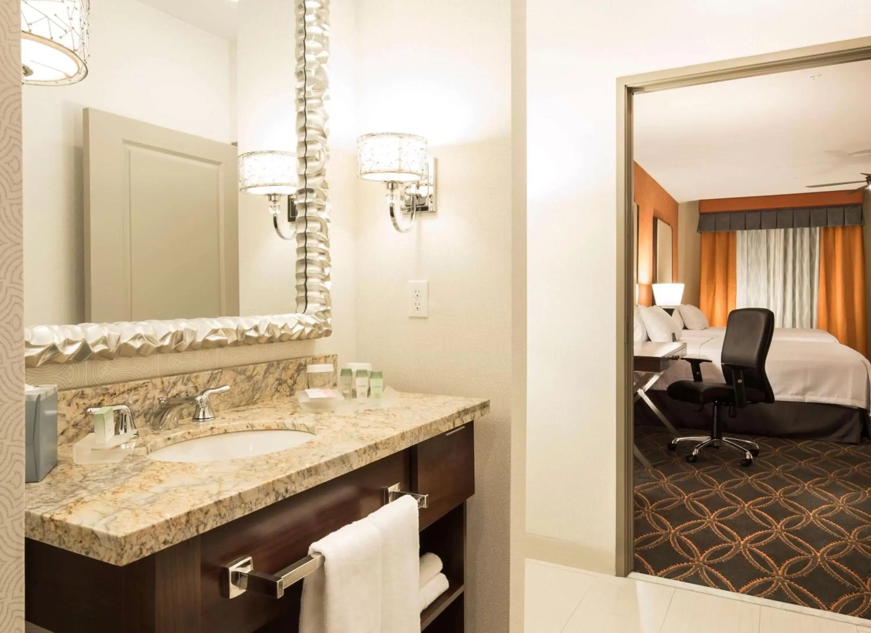 Bathroom in Homewood Suites by Hilton Seattle/Lynnwood