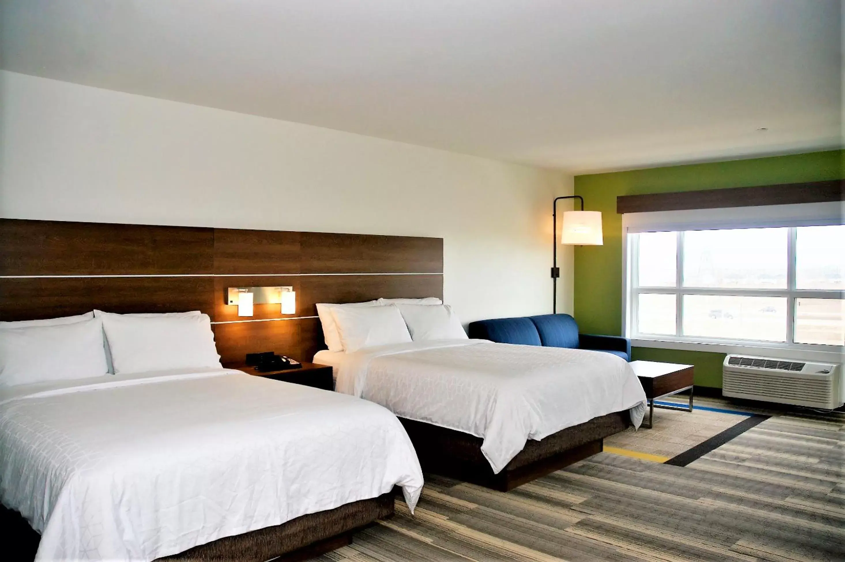 Bed in Holiday Inn Express & Suites - Edmonton SW – Windermere, an IHG Hotel