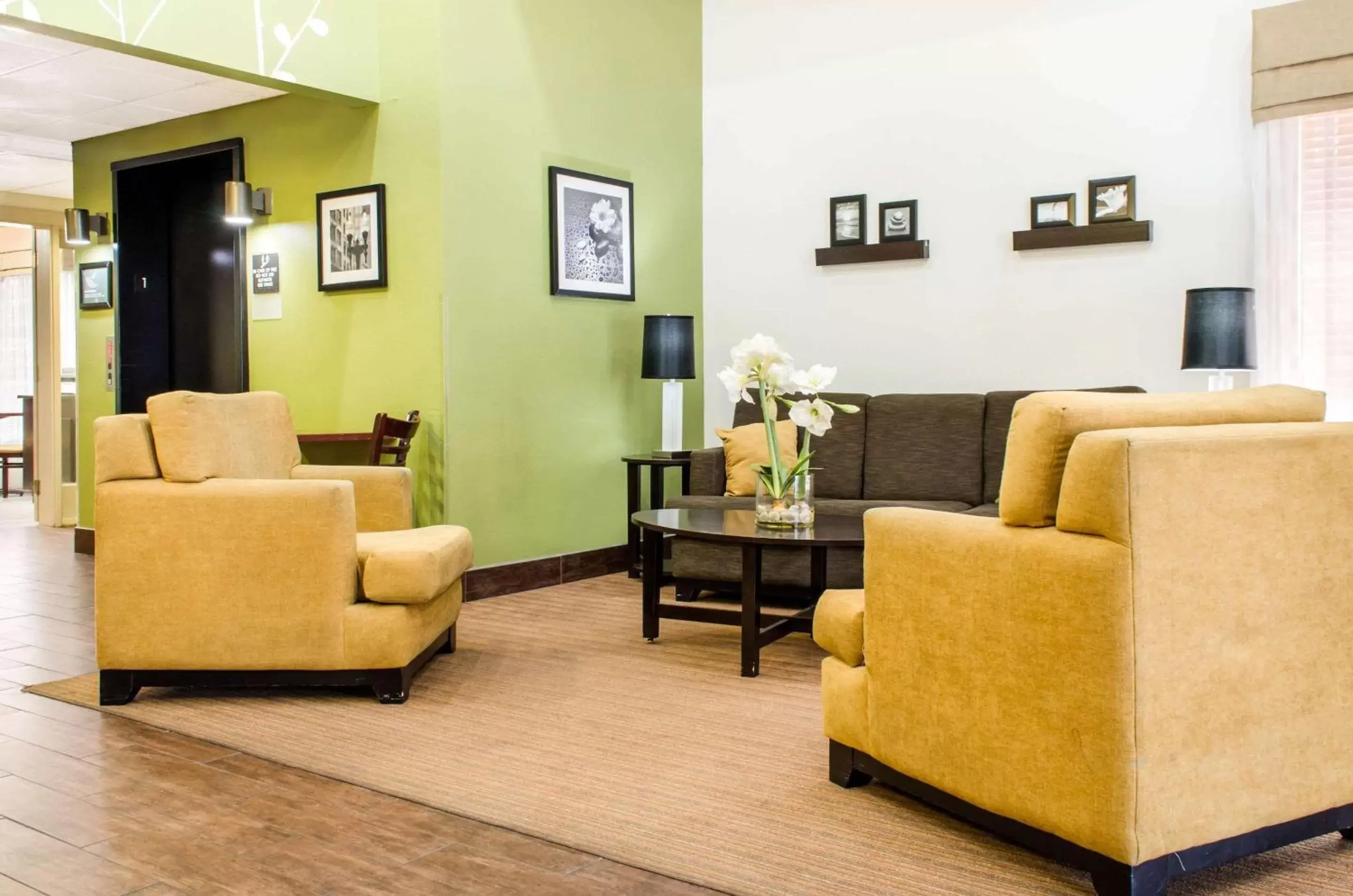 Lobby or reception, Seating Area in Sleep Inn & Suites Metairie
