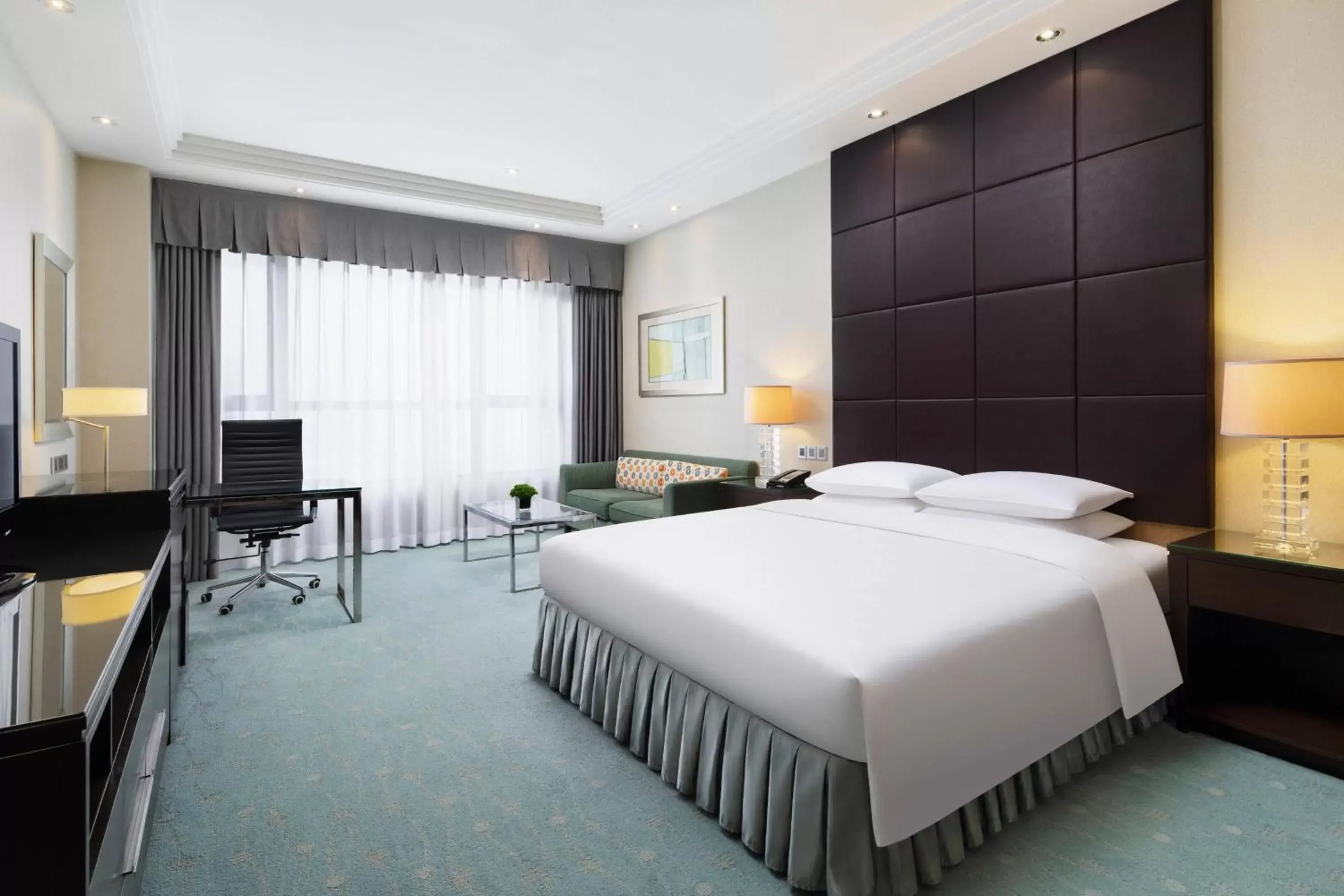 Photo of the whole room in Courtyard by Marriott Kunshan