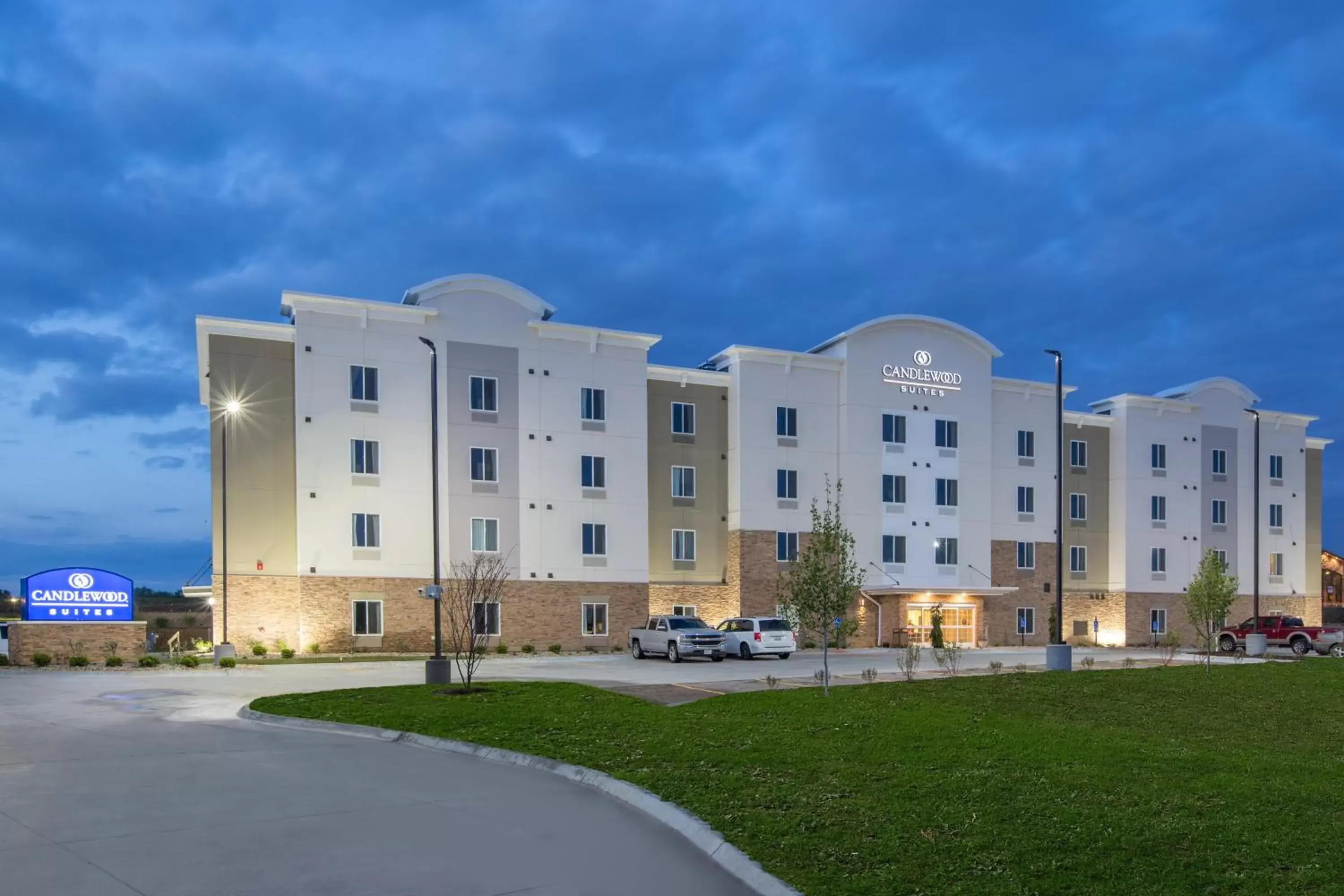 Property Building in Candlewood Suites - Omaha Millard Area, an IHG Hotel