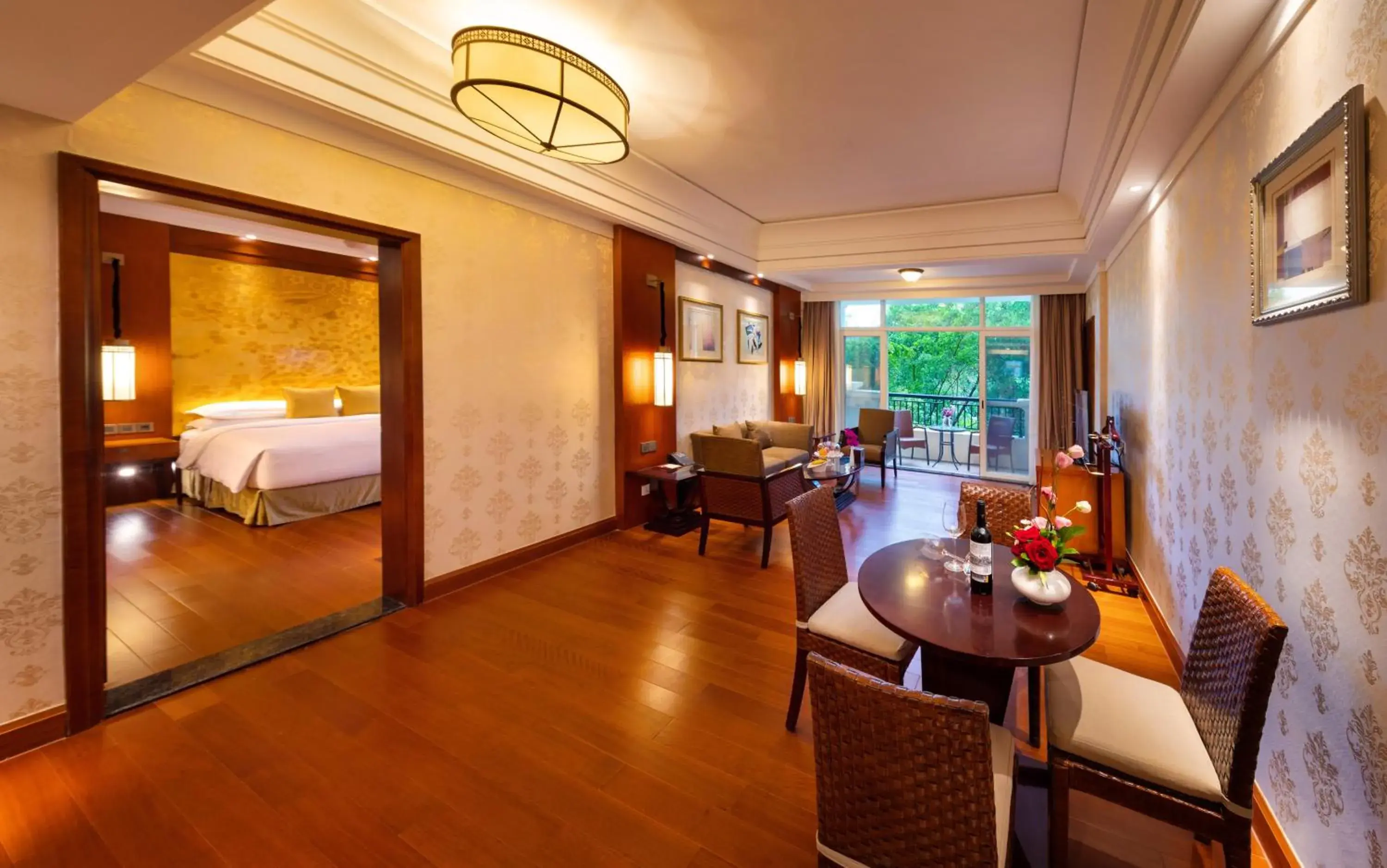 Photo of the whole room in Good View Hotel Tangxia - 15 mins drive from Dongguan South Railway Station Photo of the whole room in Good View Hotel Tangxia - 15 mins drive from Dongguan South Railway Station