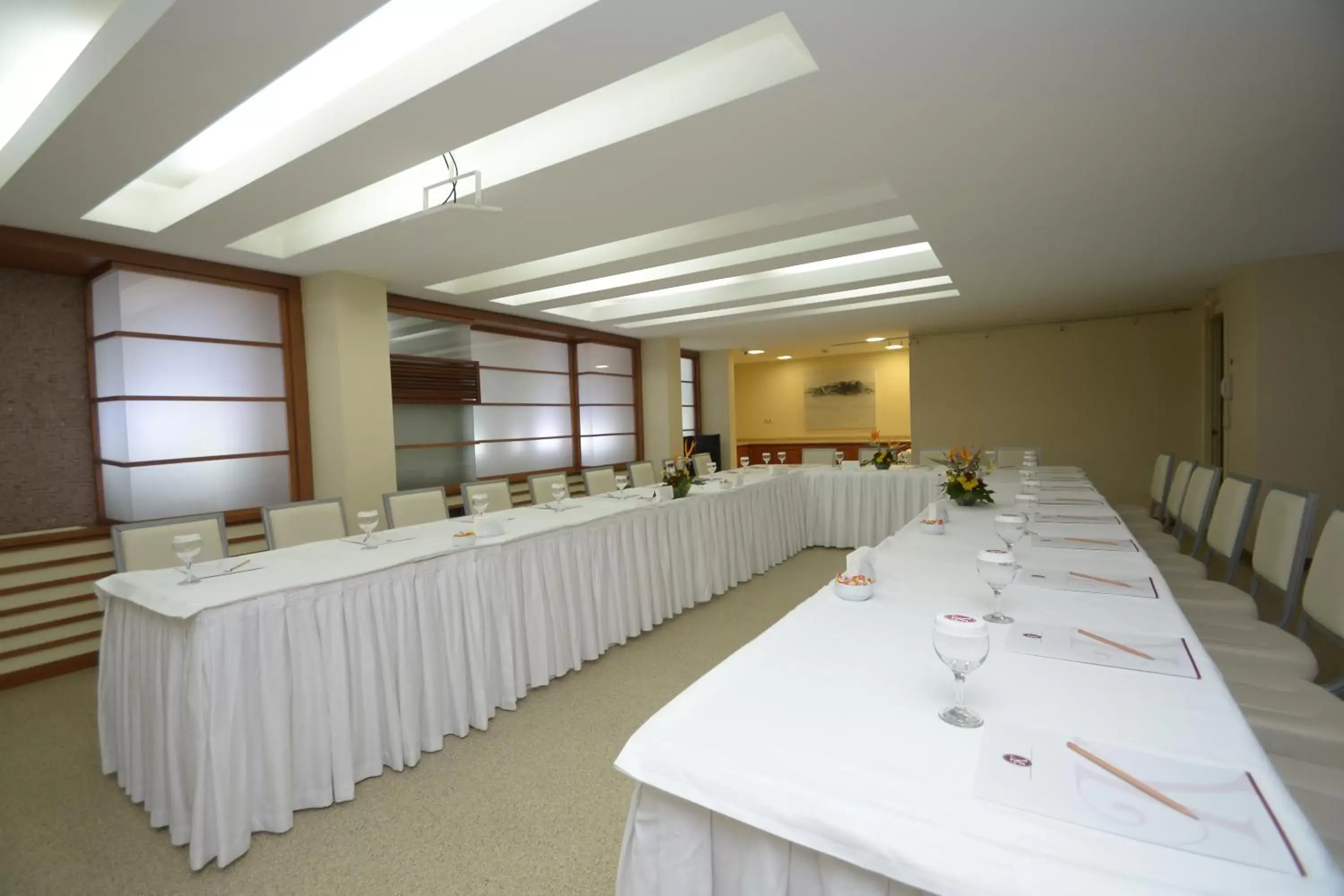 Business facilities in Karaca Hotel