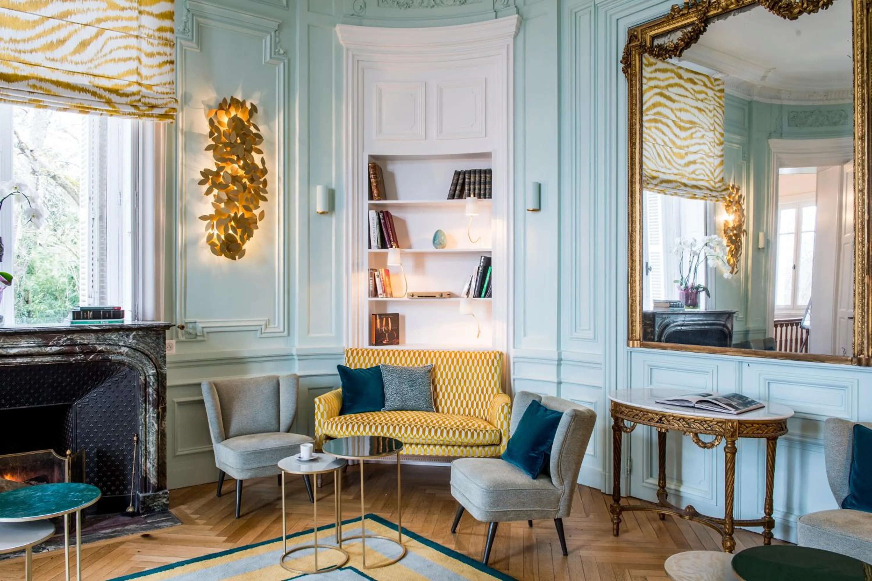 Lounge or bar in Domaine de la Tortinière