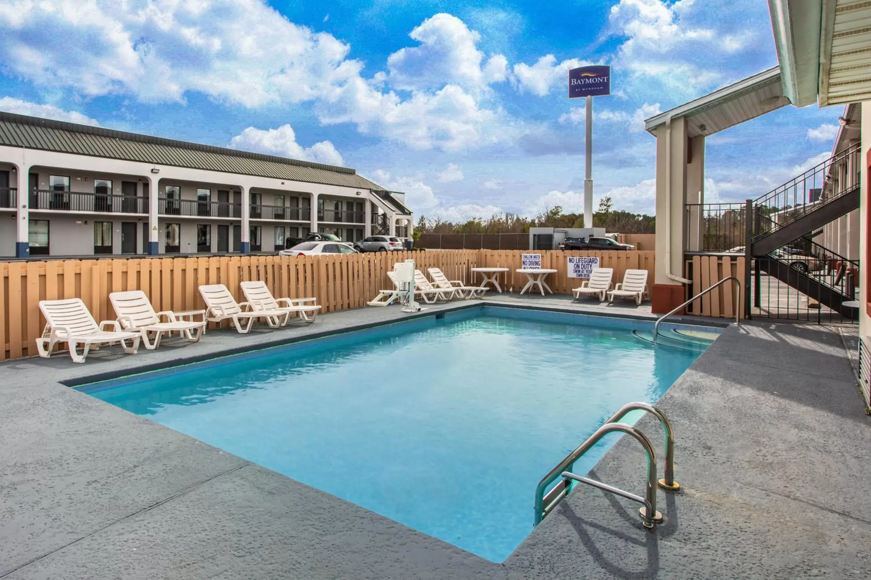 Swimming Pool in Super 8 by Wyndham Florence