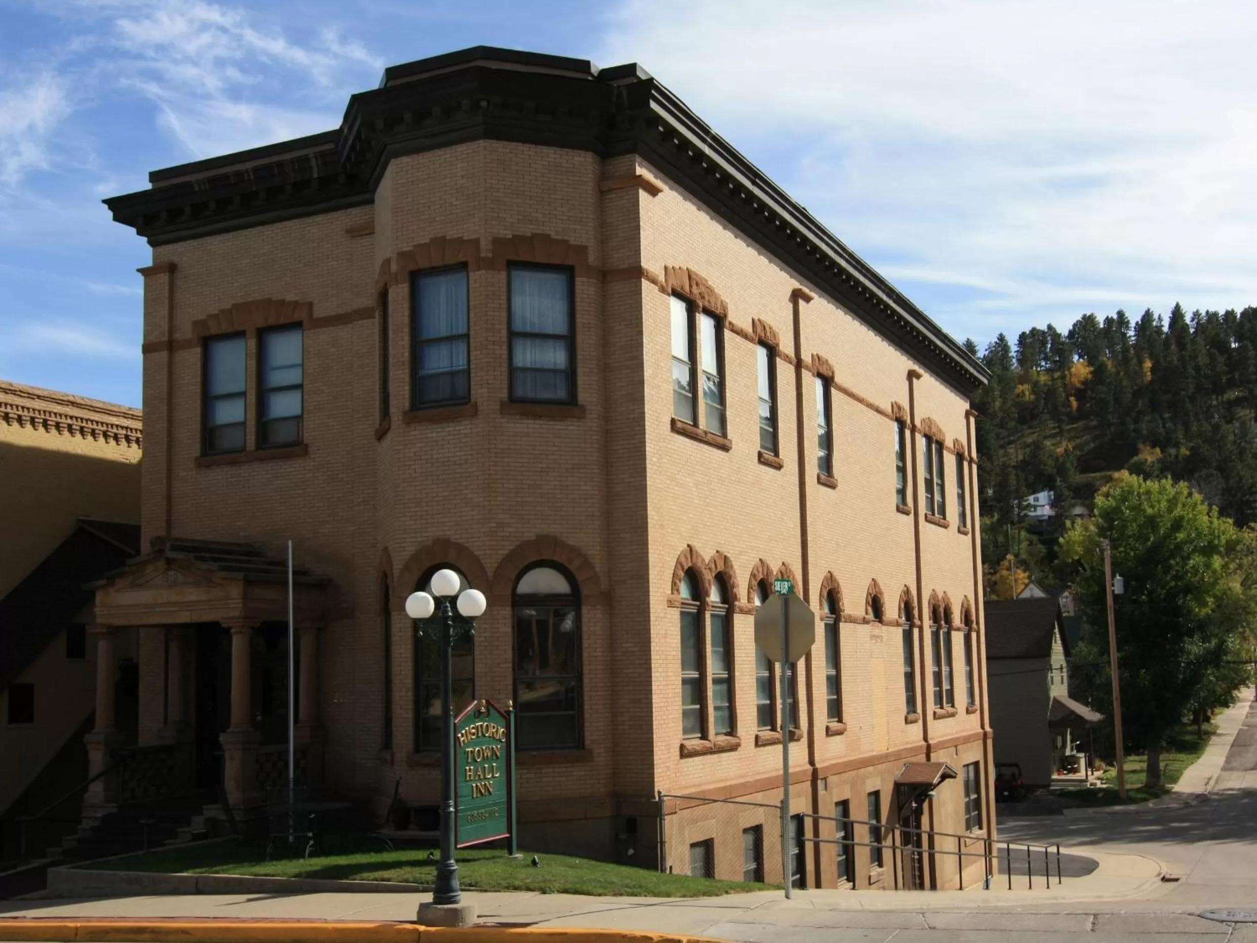 Property building in Town Hall Inn