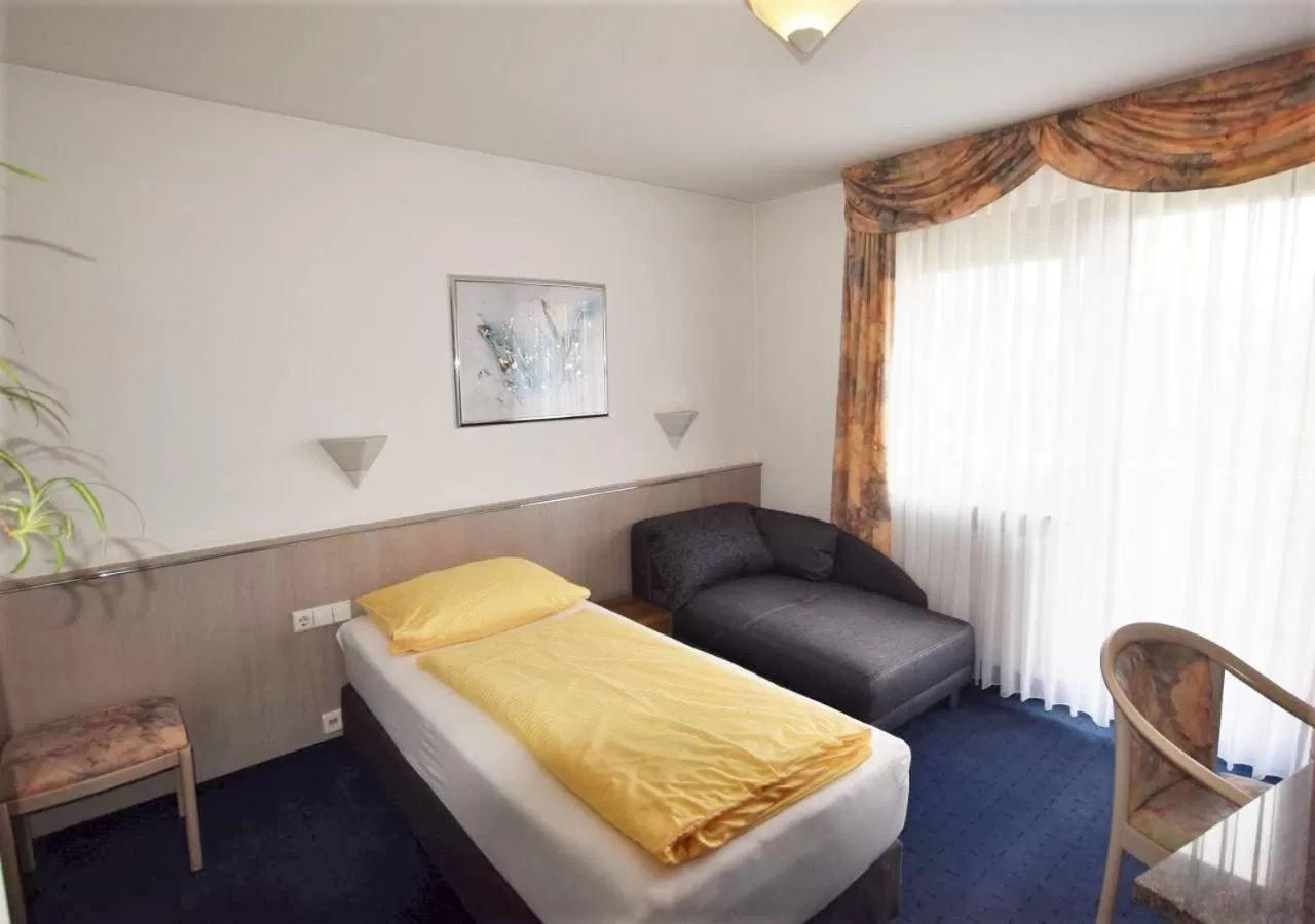 Photo of the whole room in Hotel Alena - Kontaktlos Check-In