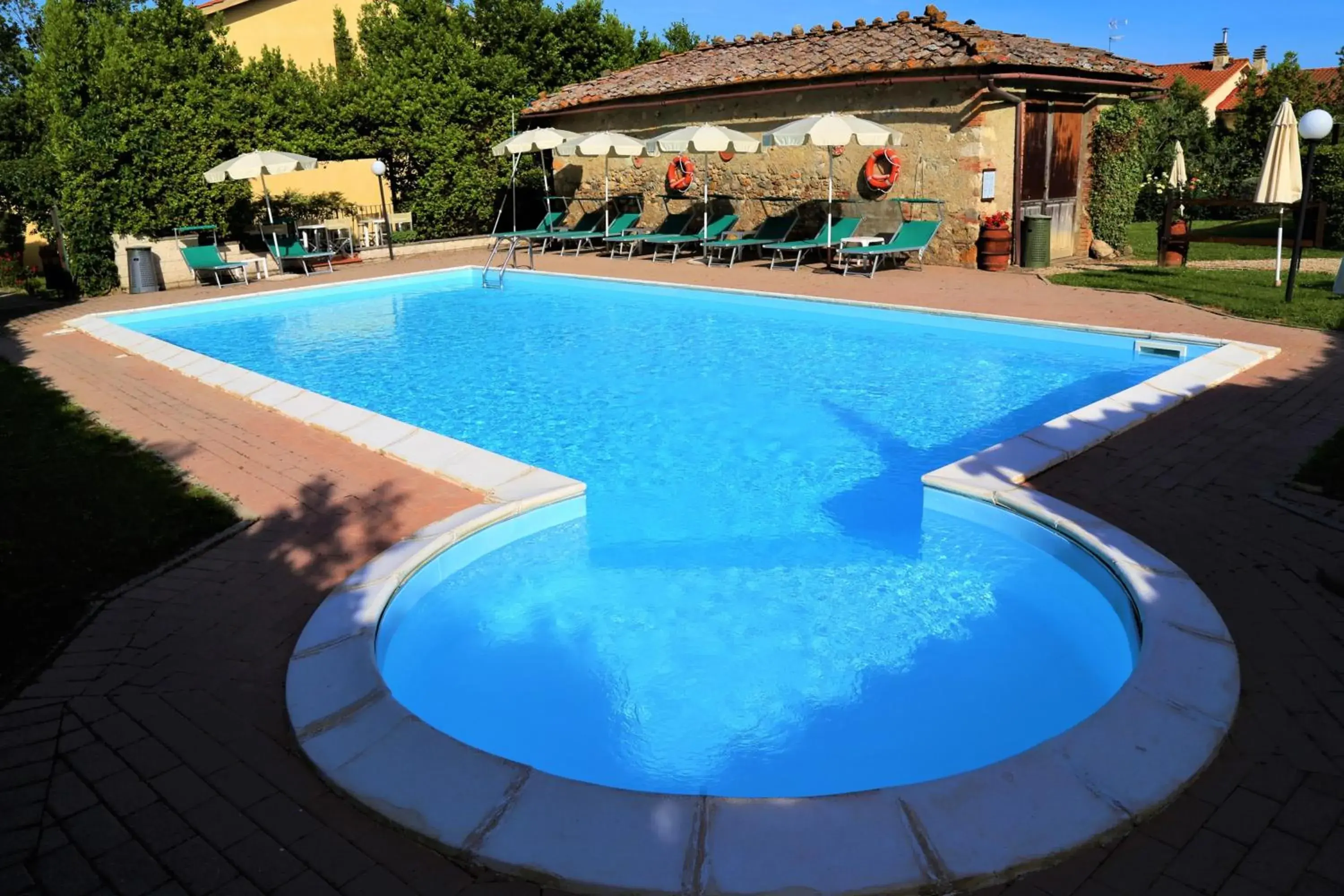 Swimming Pool in Le Volpaie